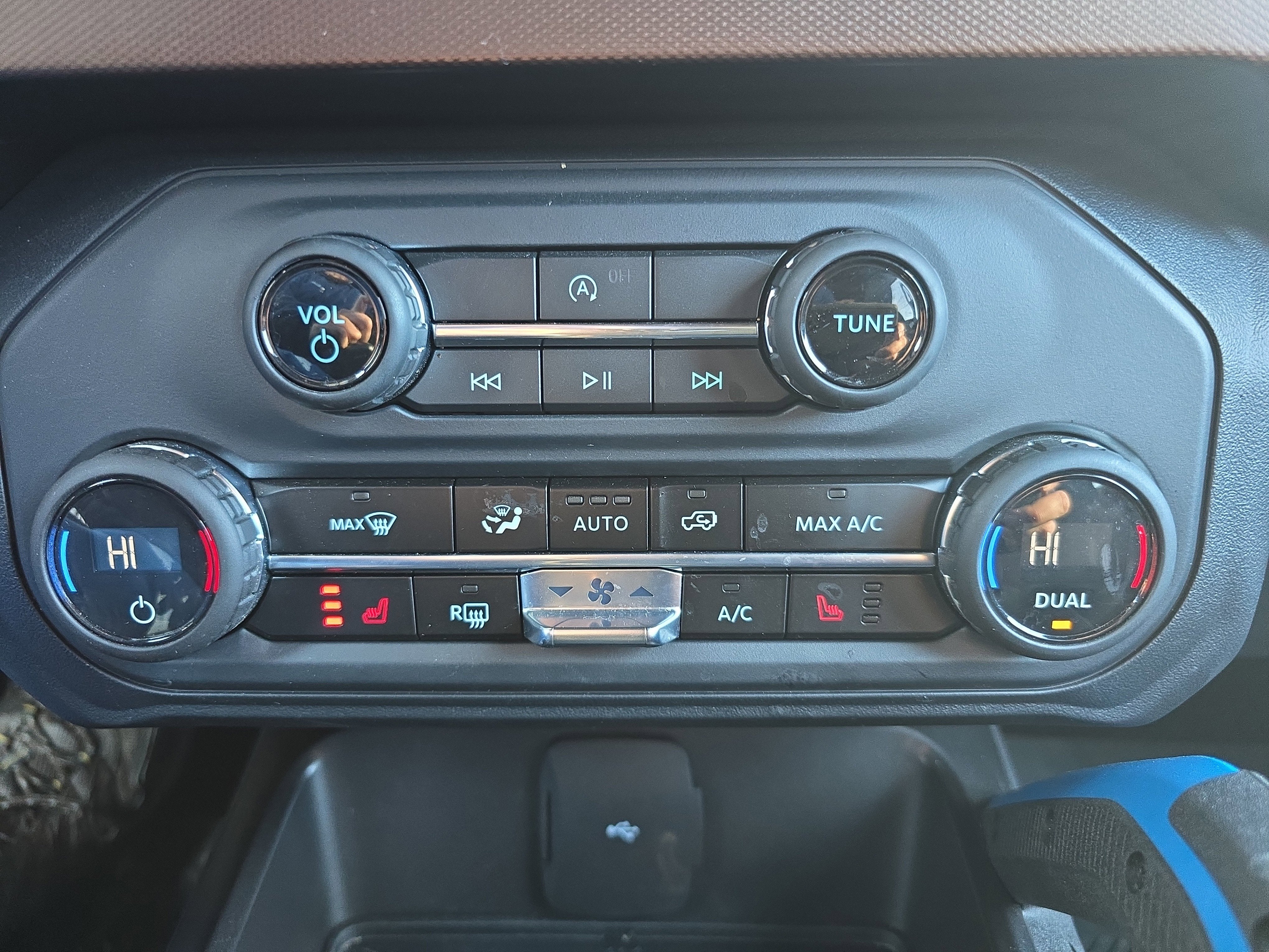 2023 Ford Bronco Base