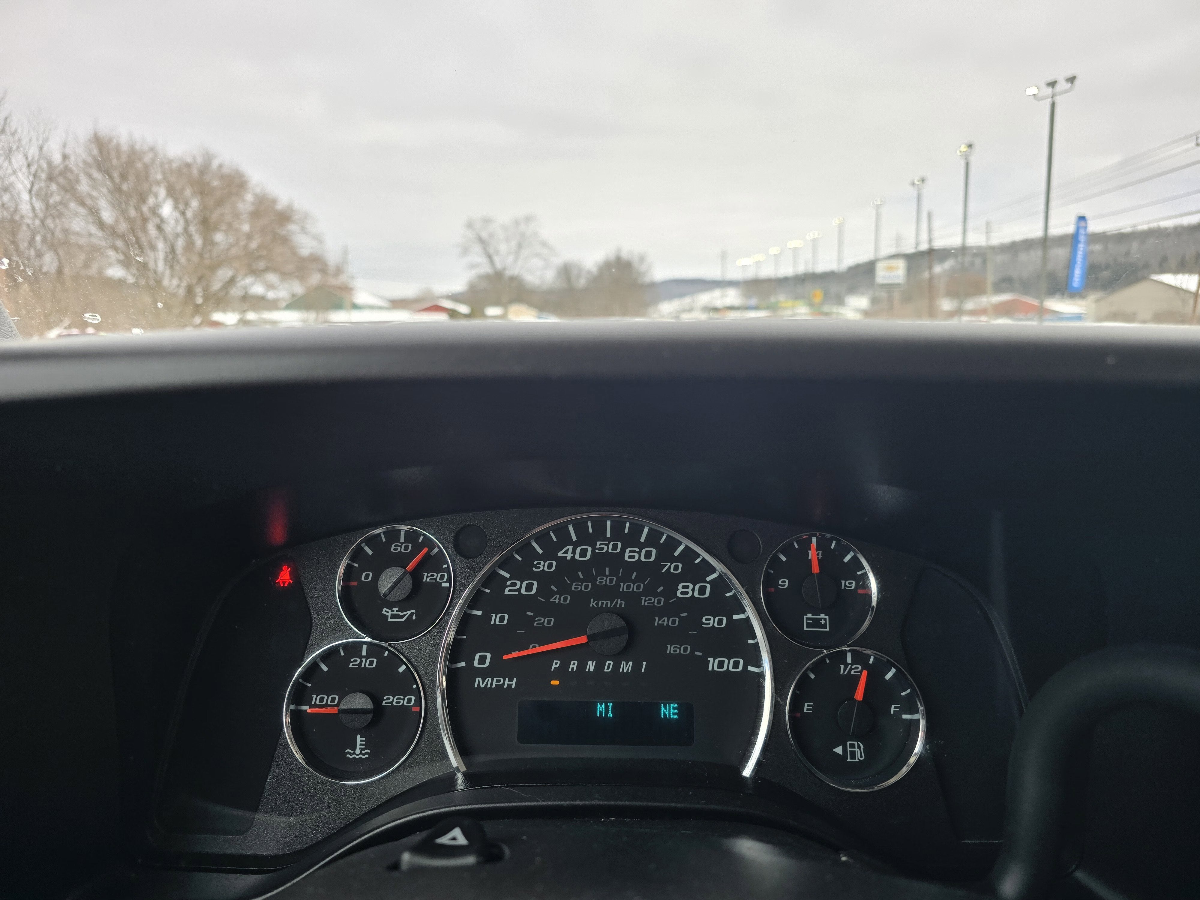 2024 Chevrolet Express Passenger 3500 1LS