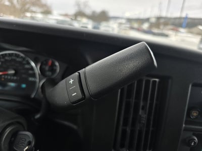 2024 Chevrolet Express Passenger 3500 1LS