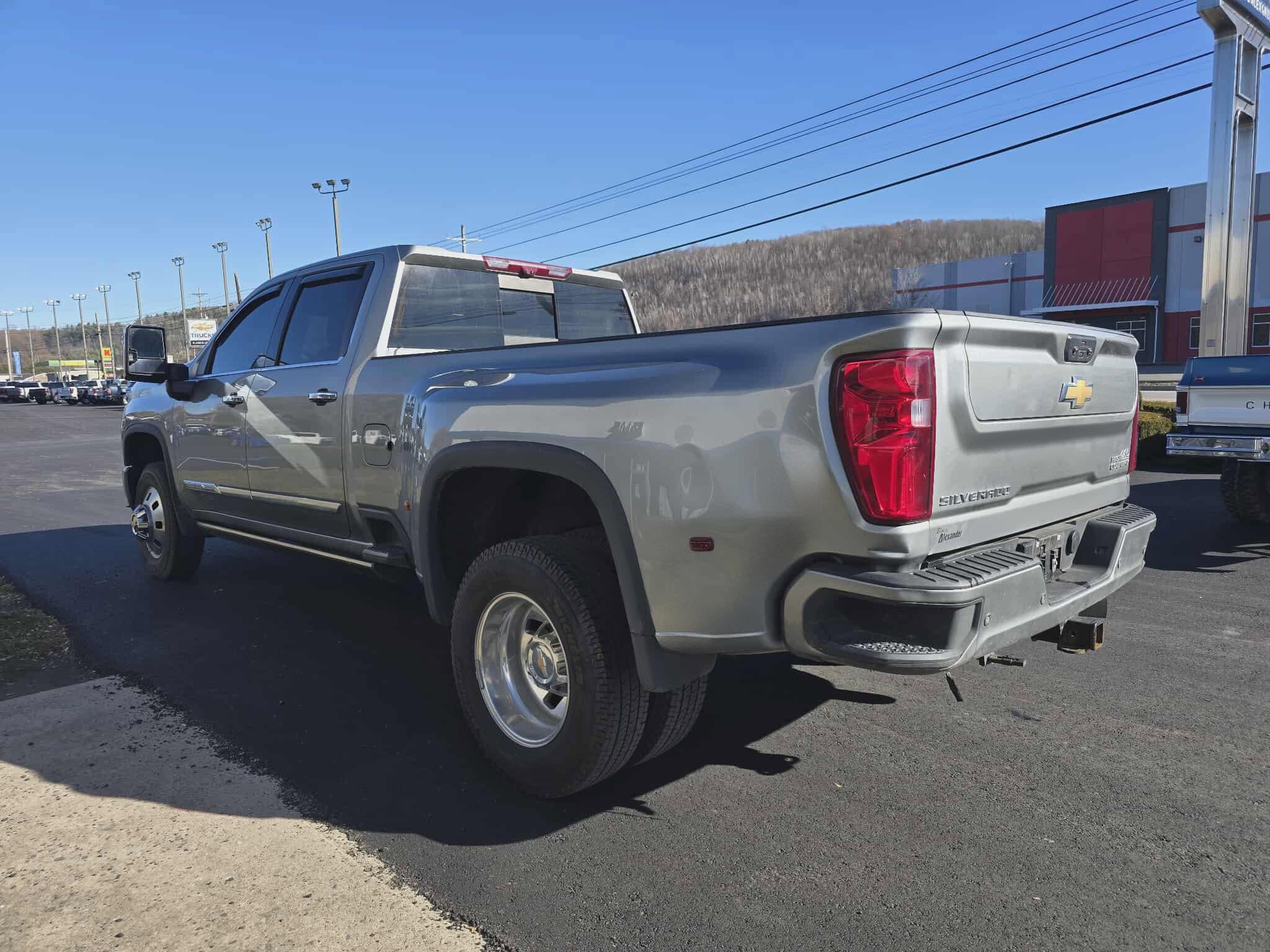 2024 Chevrolet Silverado 3500 HD High Country DRW