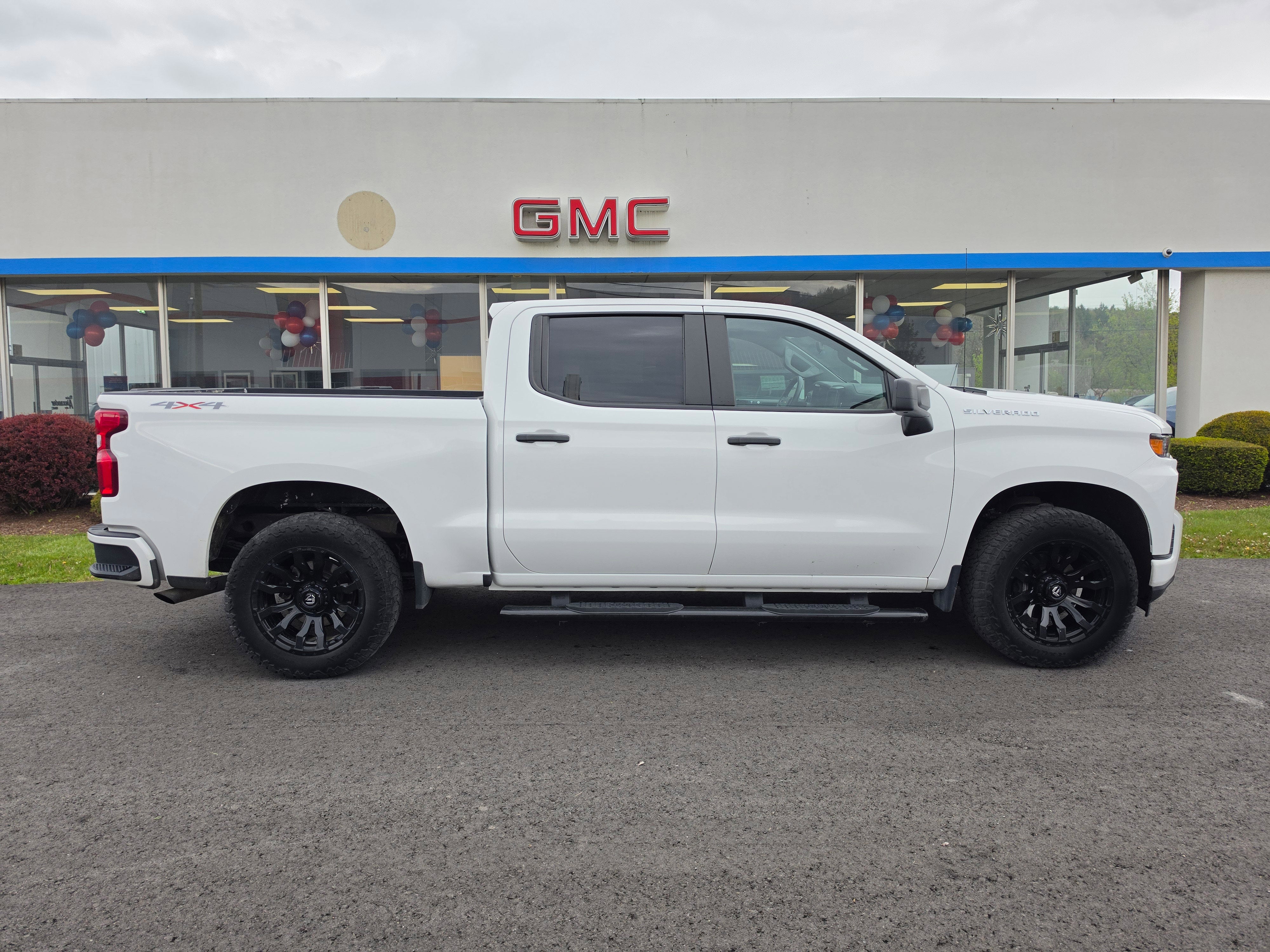 2022 Chevrolet Silverado 1500 LTD Custom