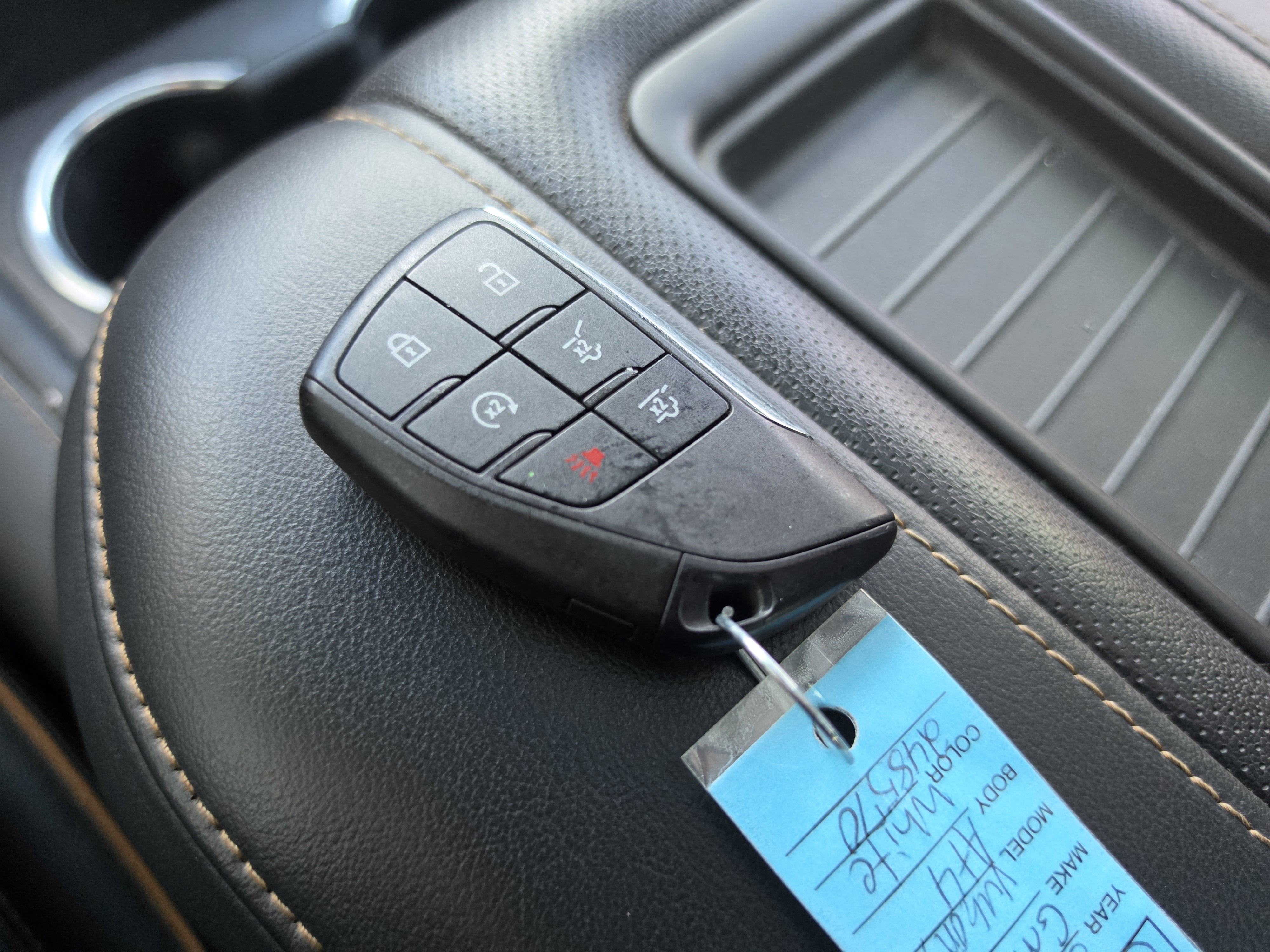 2023 GMC Yukon XL AT4