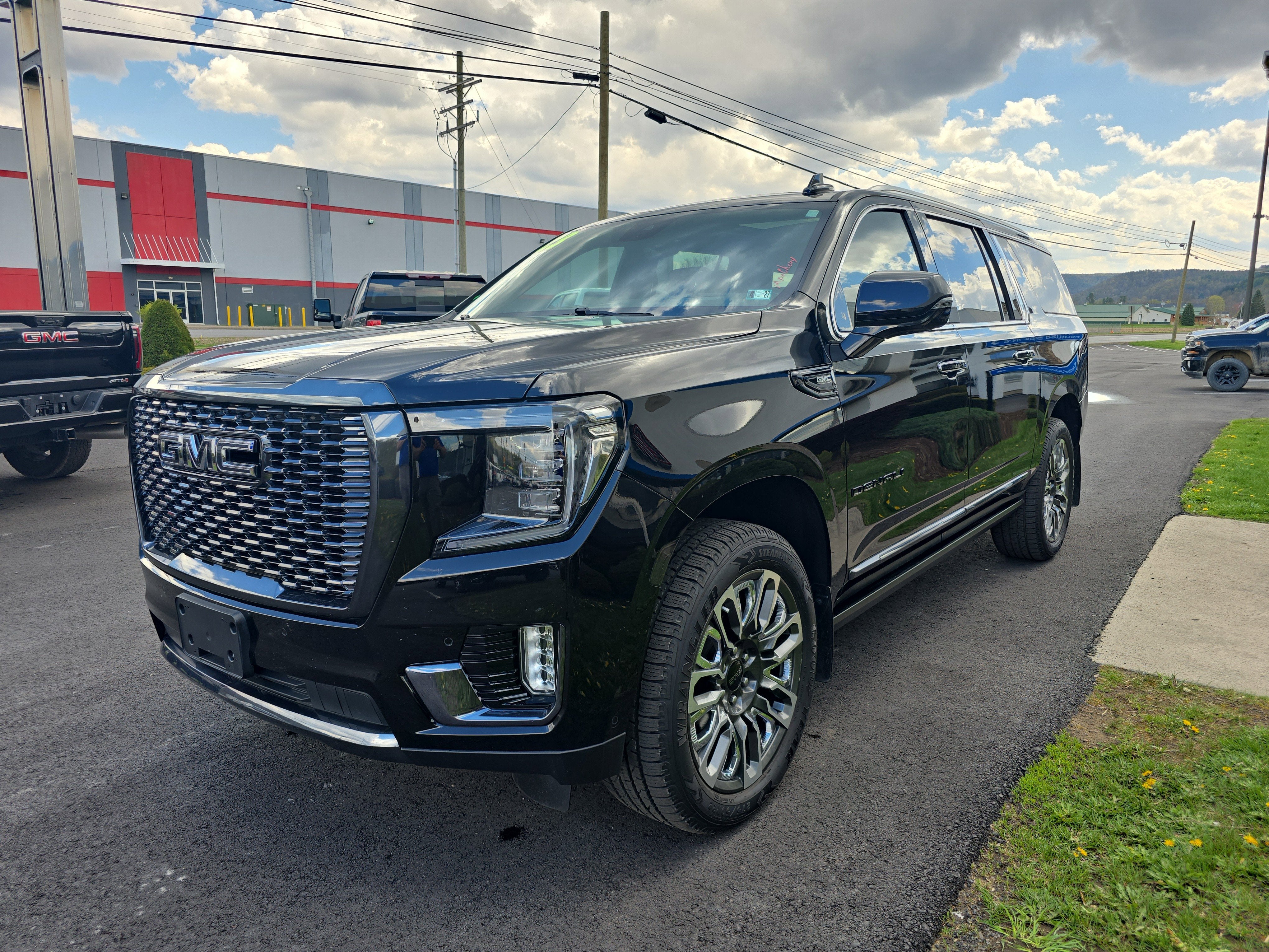 2023 GMC Yukon XL Denali Ultimate
