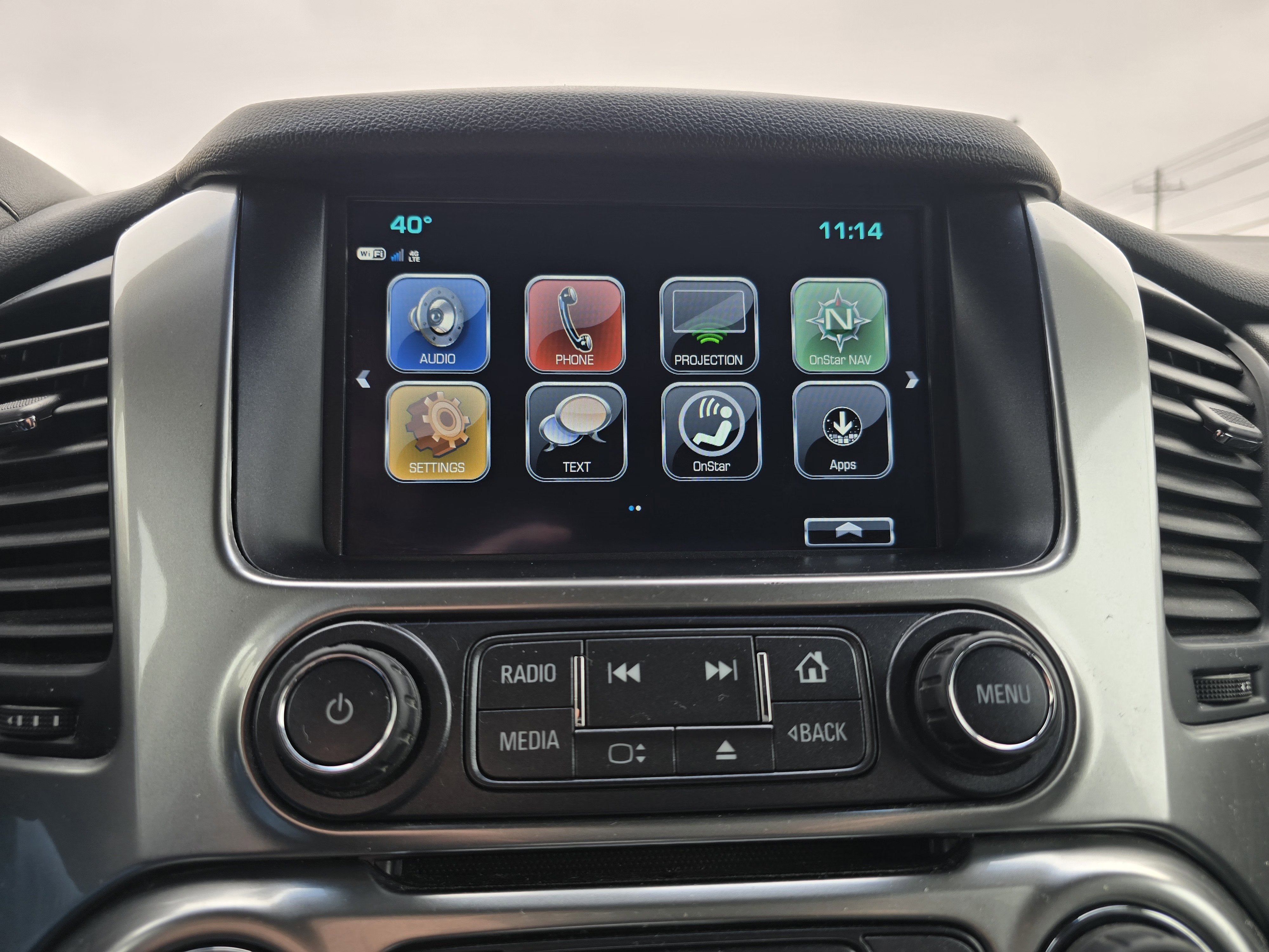 2020 Chevrolet Suburban LS