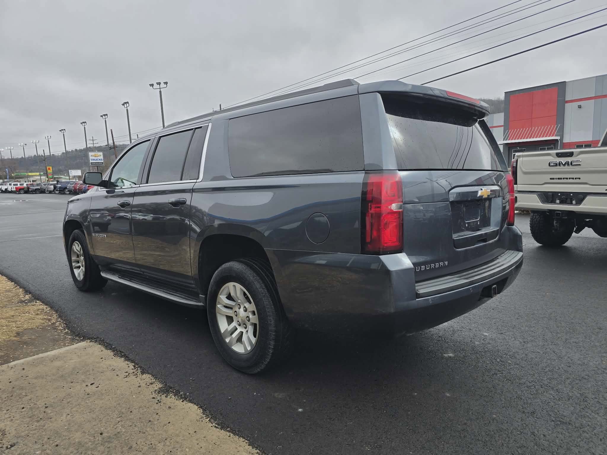 2020 Chevrolet Suburban LS