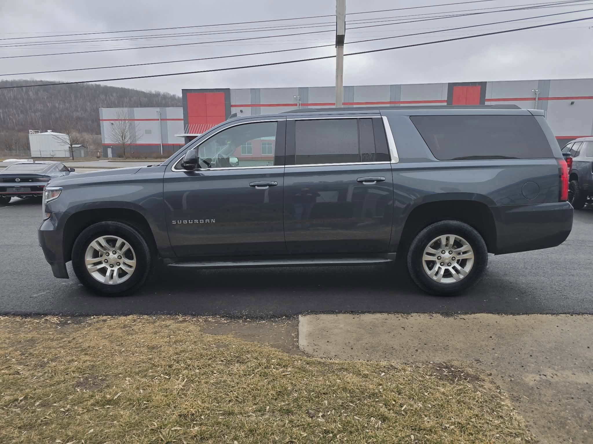 2020 Chevrolet Suburban LS