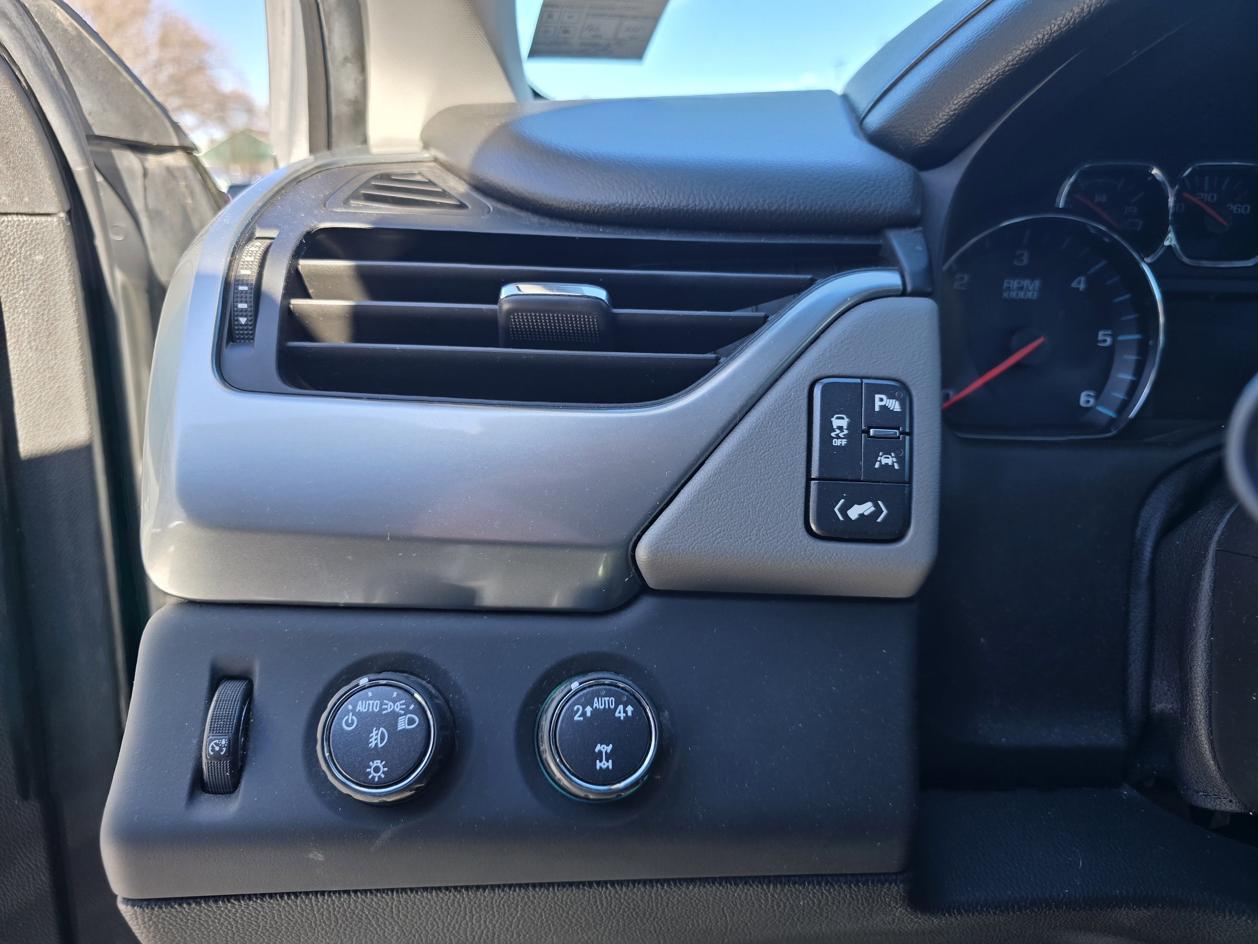 2020 Chevrolet Suburban LT