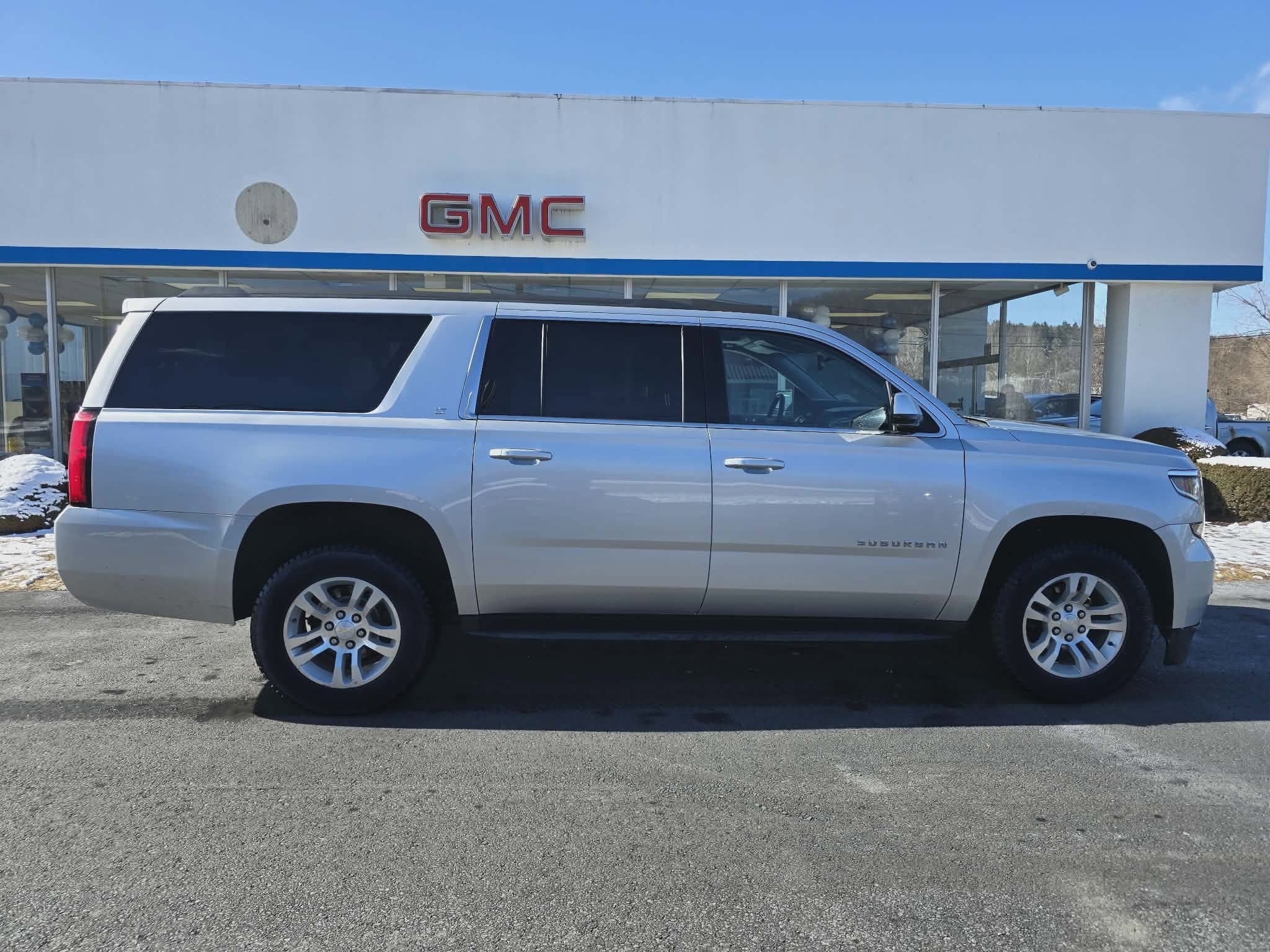 2020 Chevrolet Suburban LT