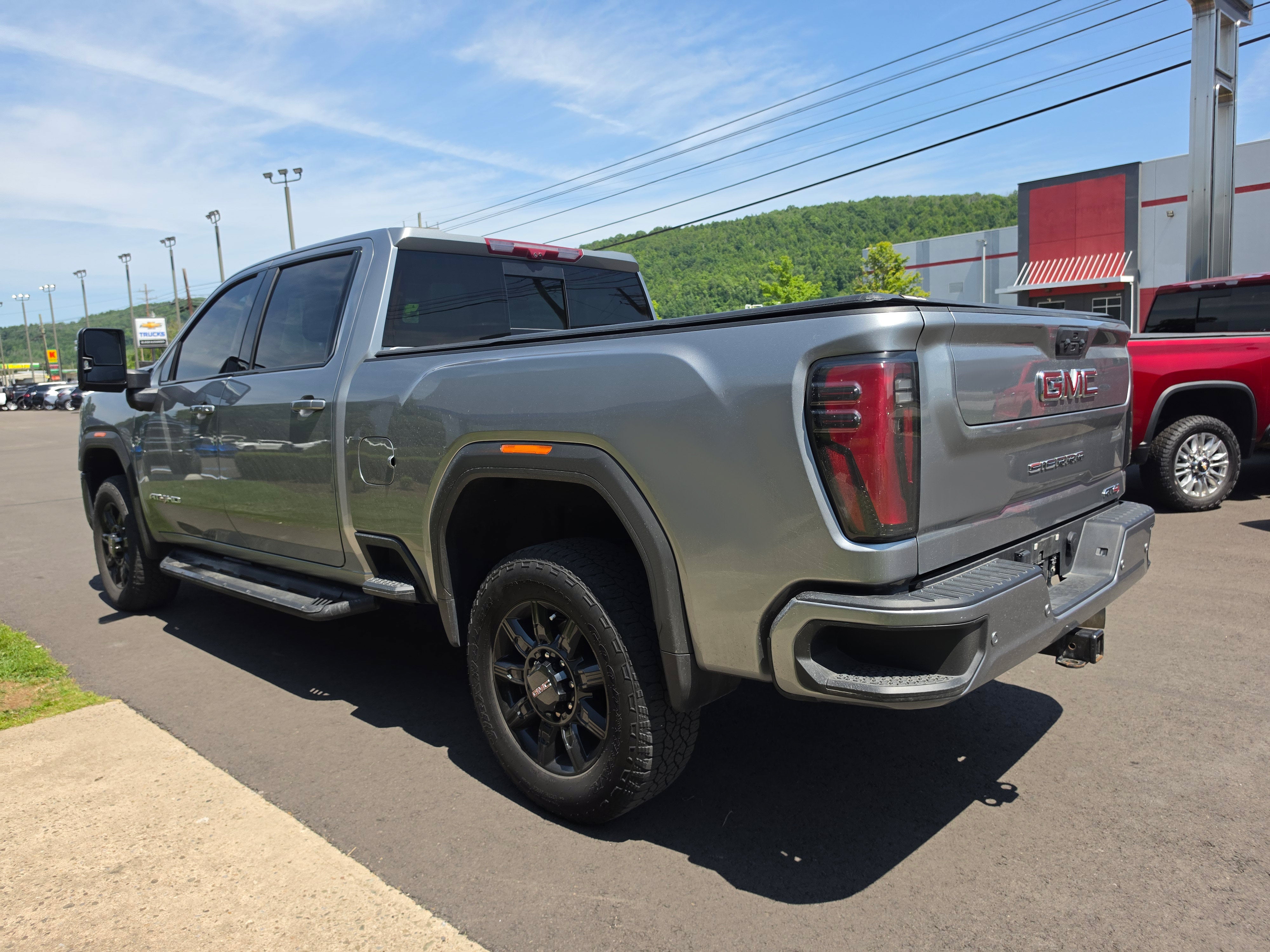 2024 GMC Sierra 2500 HD AT4