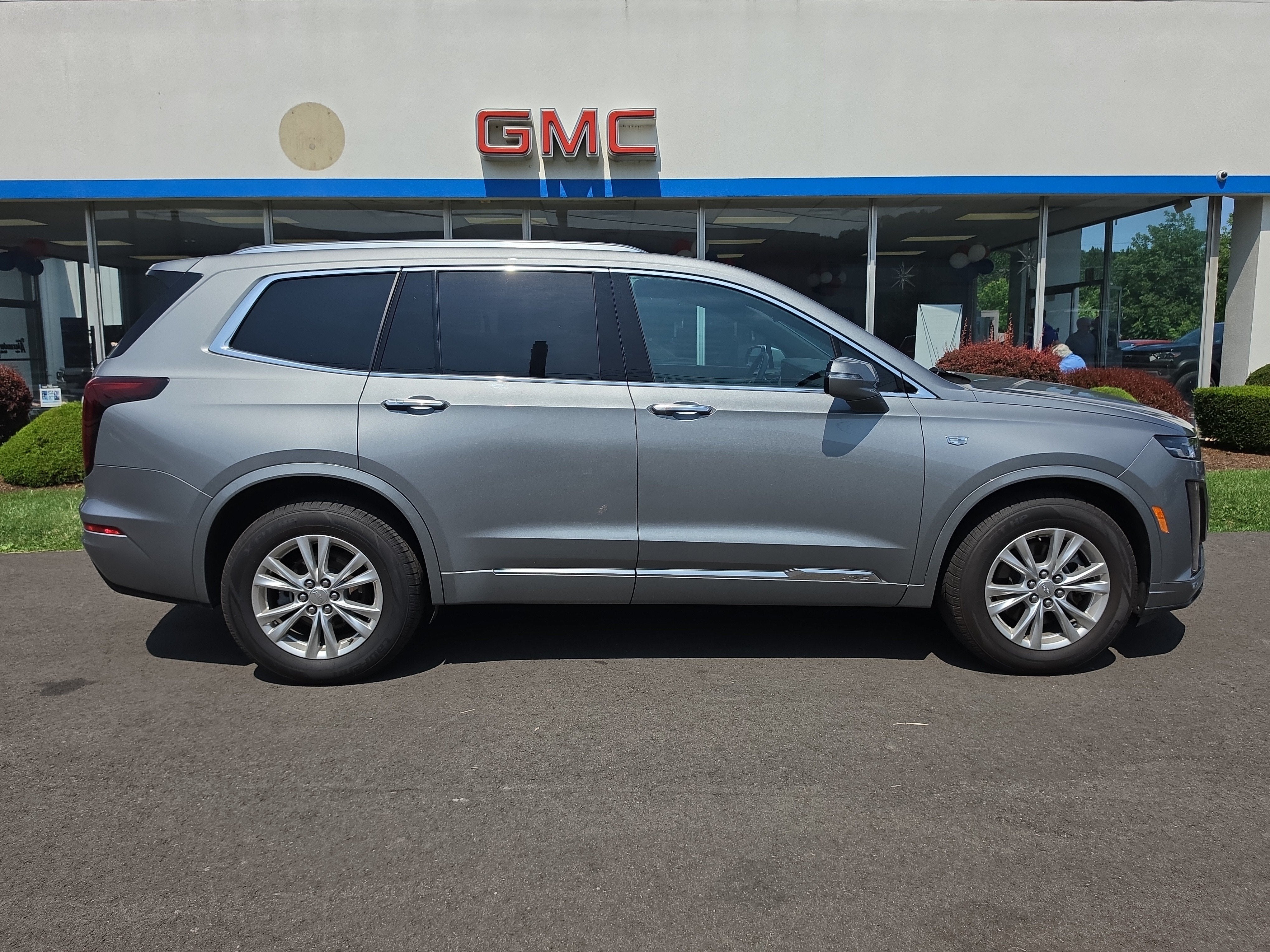 2024 Cadillac XT6 Luxury