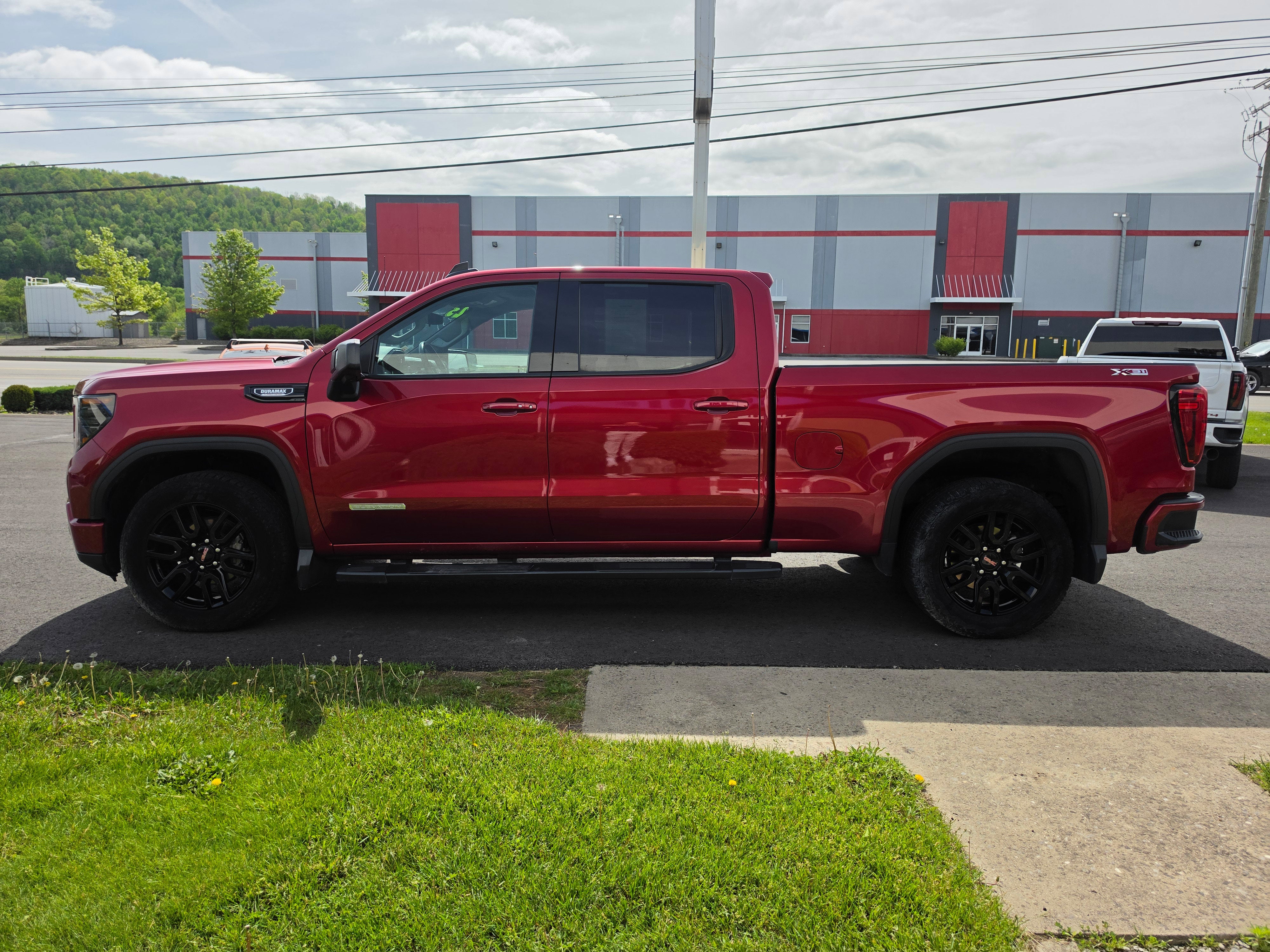 2023 GMC Sierra 1500 Elevation