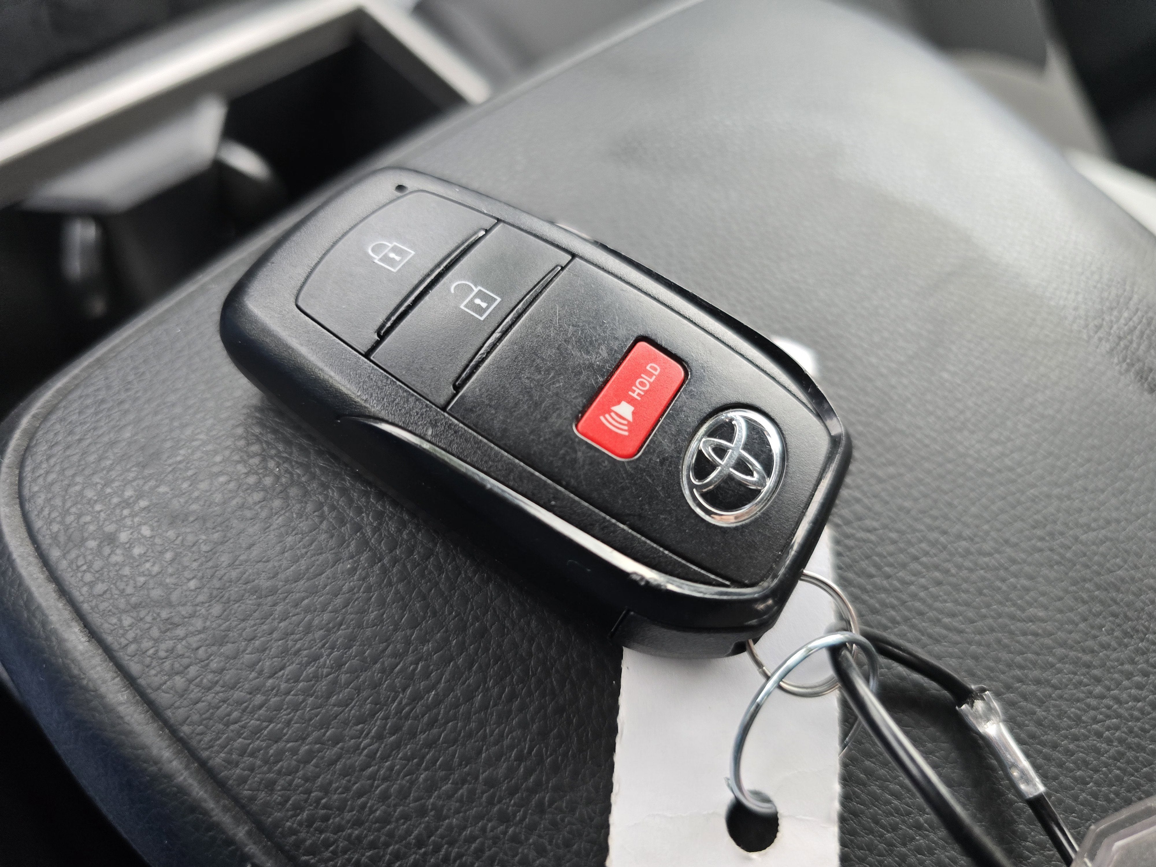 2025 Toyota Tacoma 4WD SR