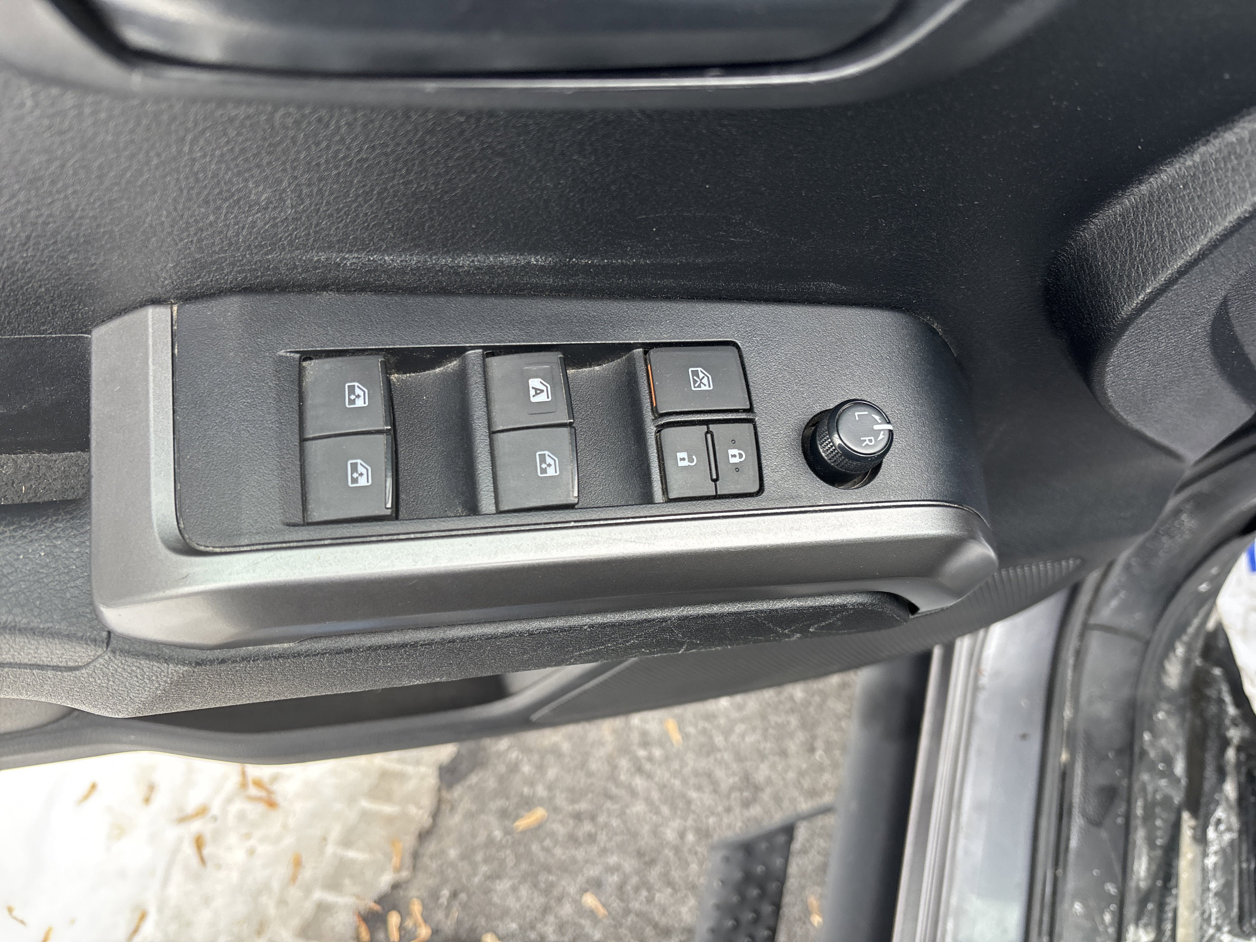 2022 Toyota Tacoma 4WD SR5