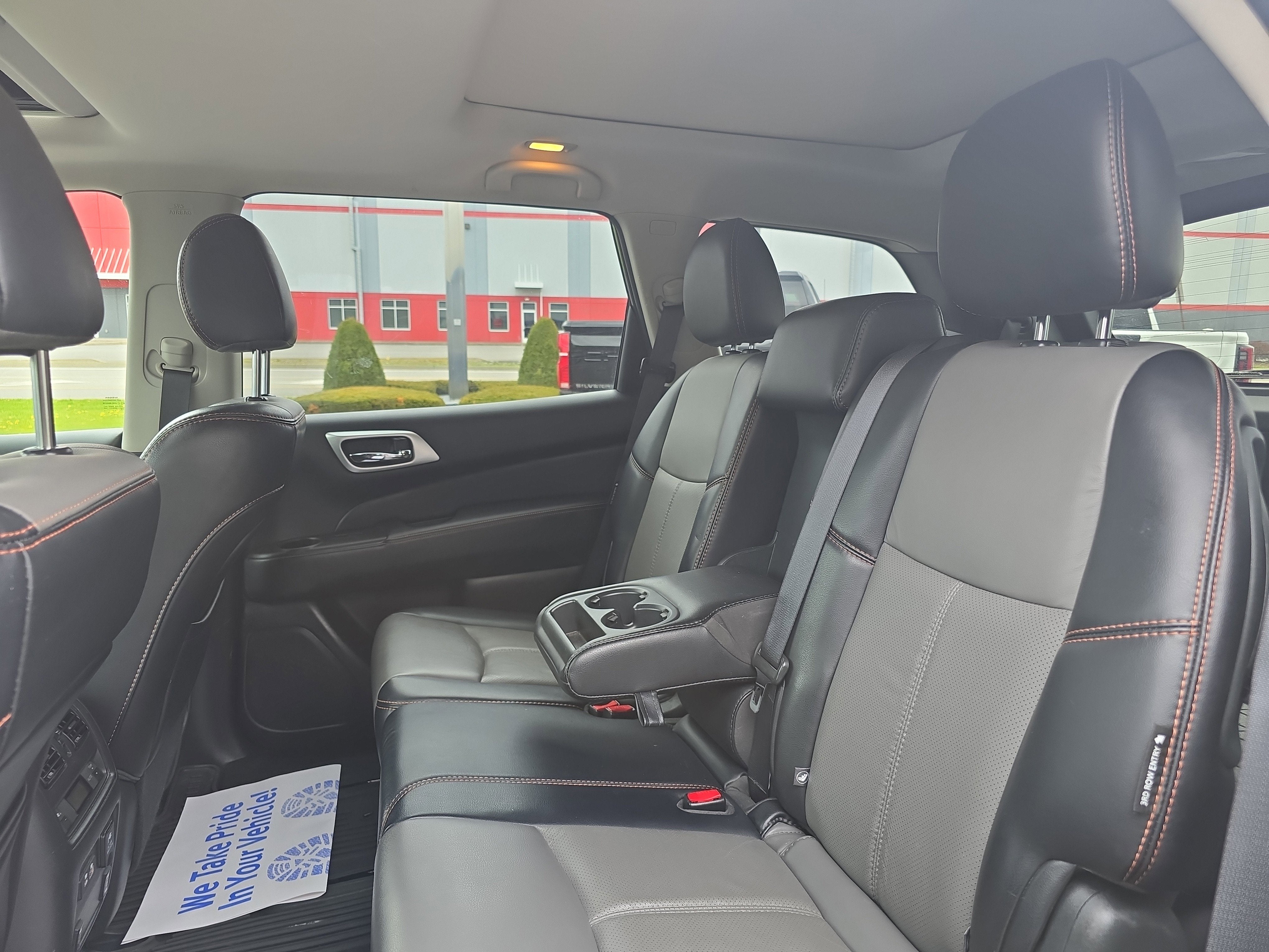 2019 Nissan Pathfinder SL