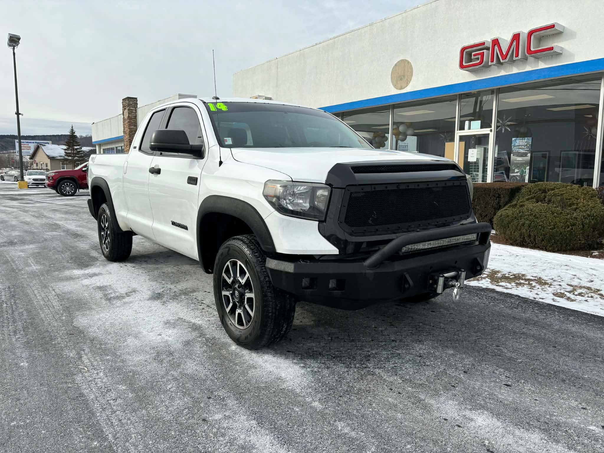 2014 Toyota Tundra 4WD Truck SR