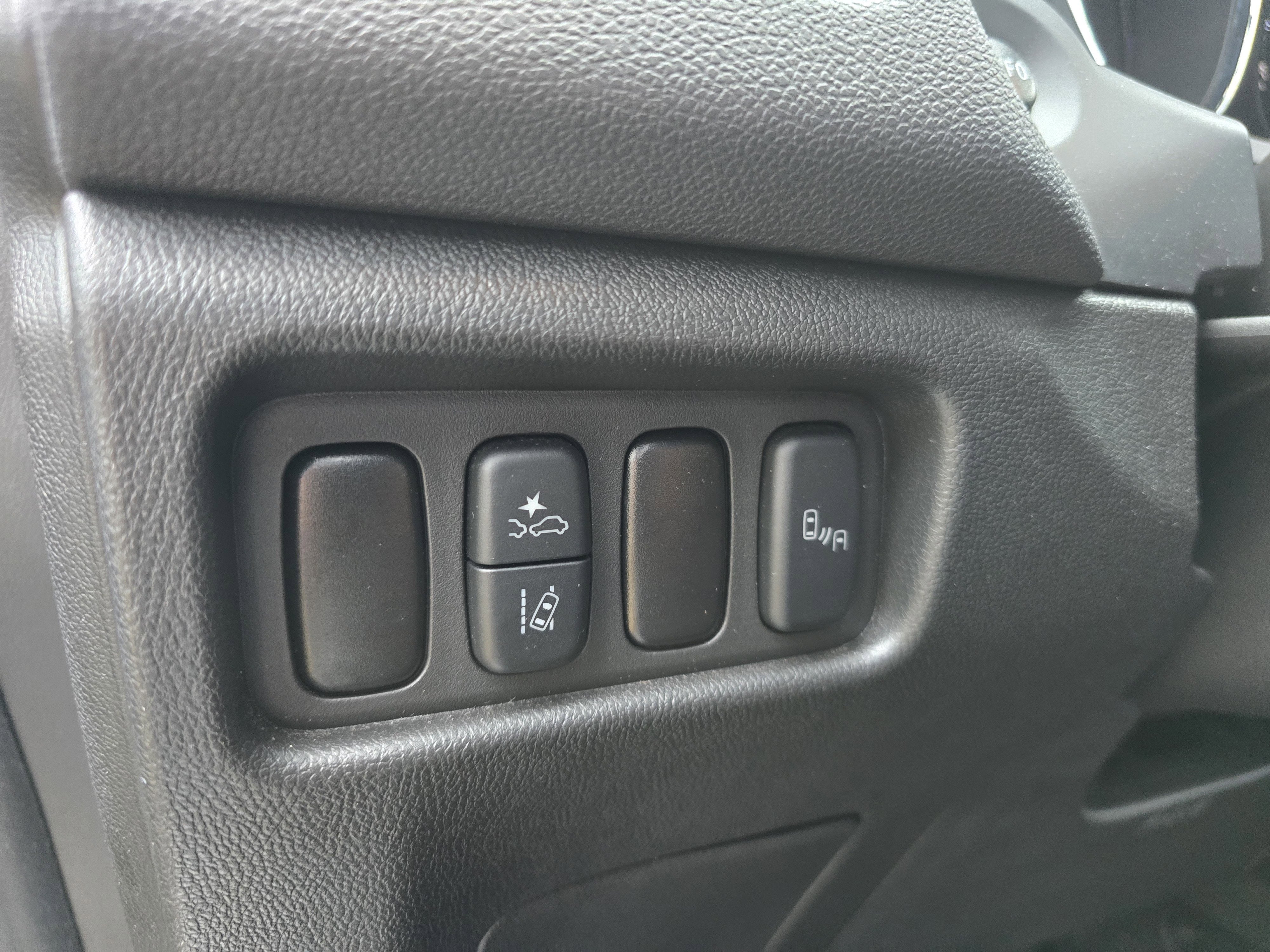 2025 Mitsubishi Outlander Sport S