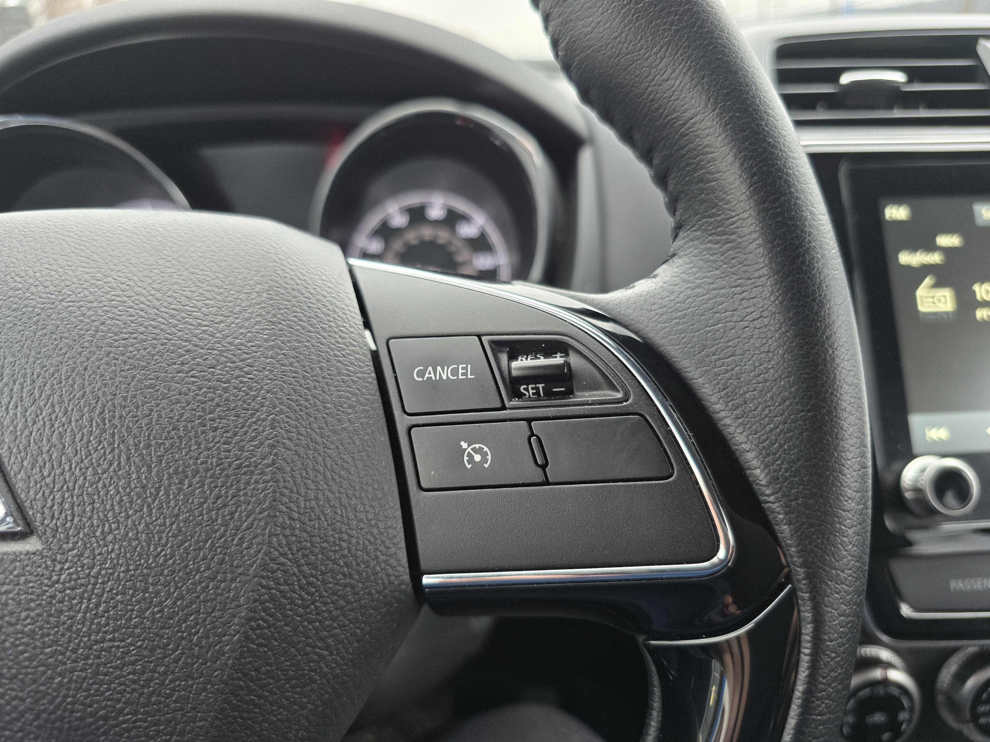 2025 Mitsubishi Outlander Sport S