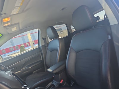 2025 Mitsubishi Outlander Sport S