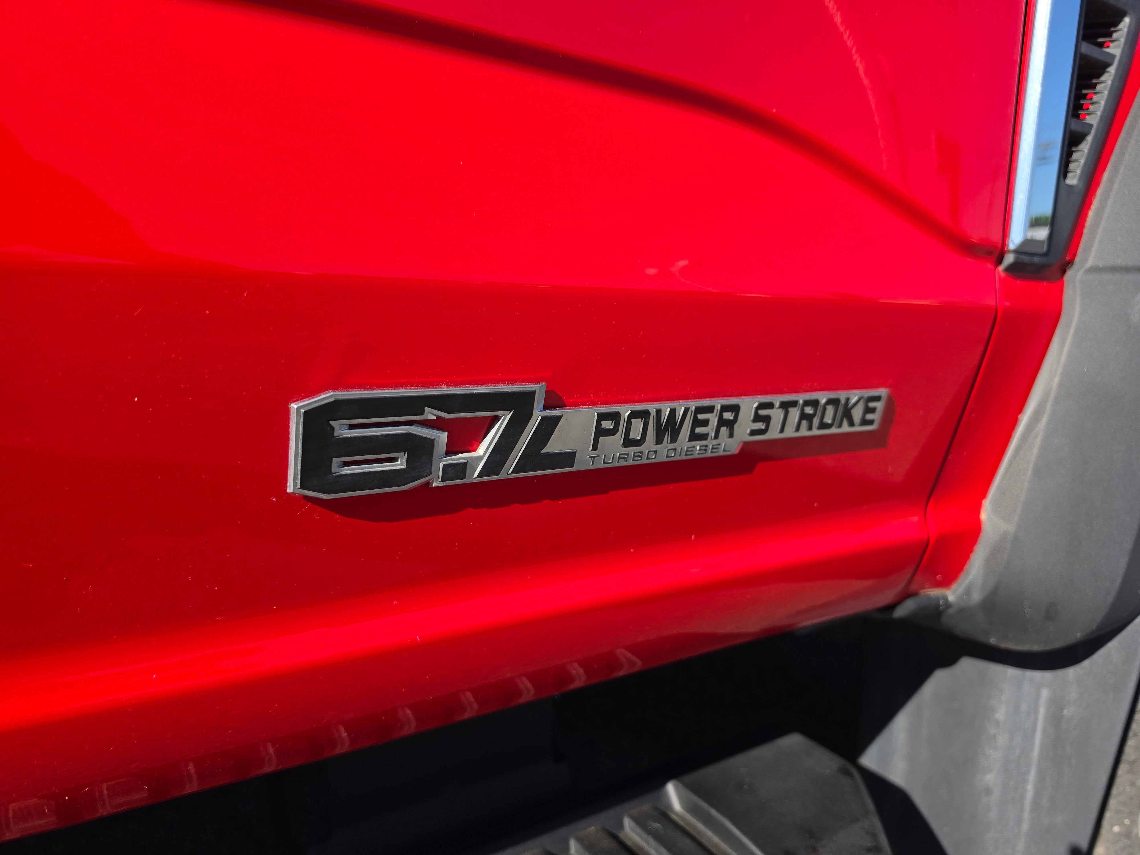 2023 Ford Super Duty F-550 DRW XLT