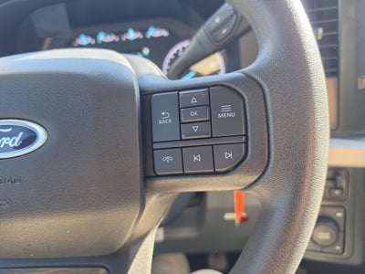 2023 Ford Super Duty F-550 DRW XLT