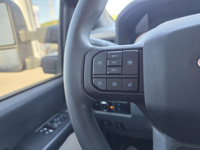 2023 Ford Super Duty F-550 DRW XLT