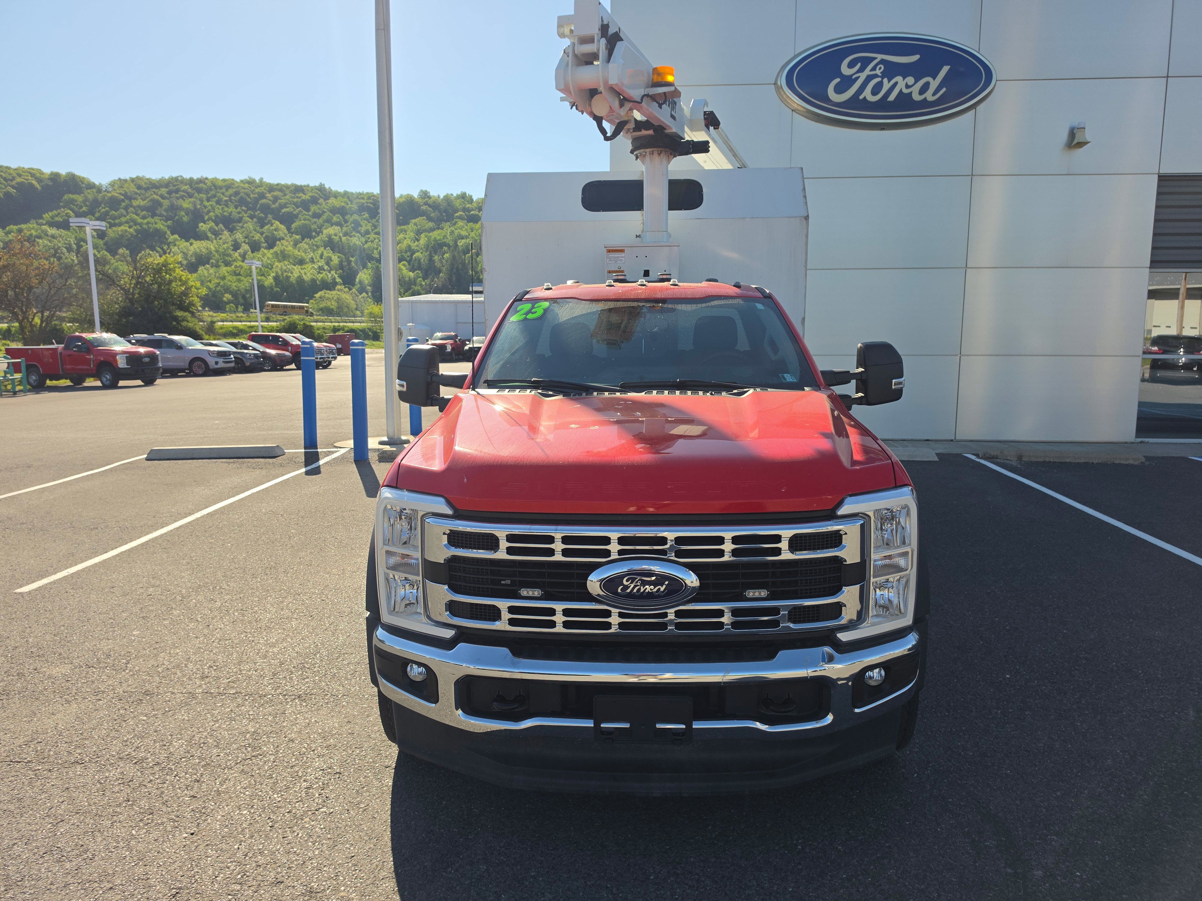 2023 Ford Super Duty F-550 DRW XLT