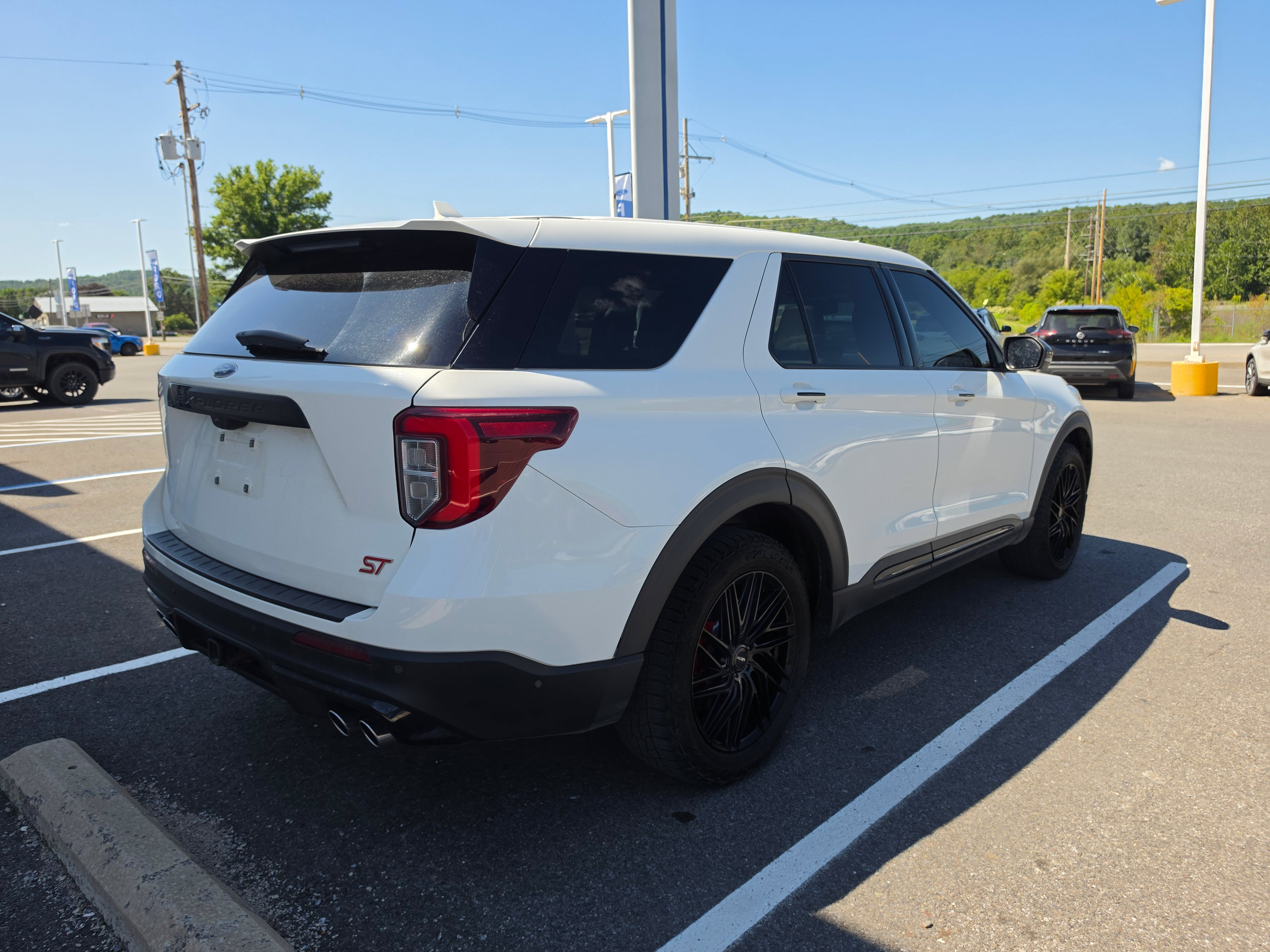 2021 Ford Explorer ST