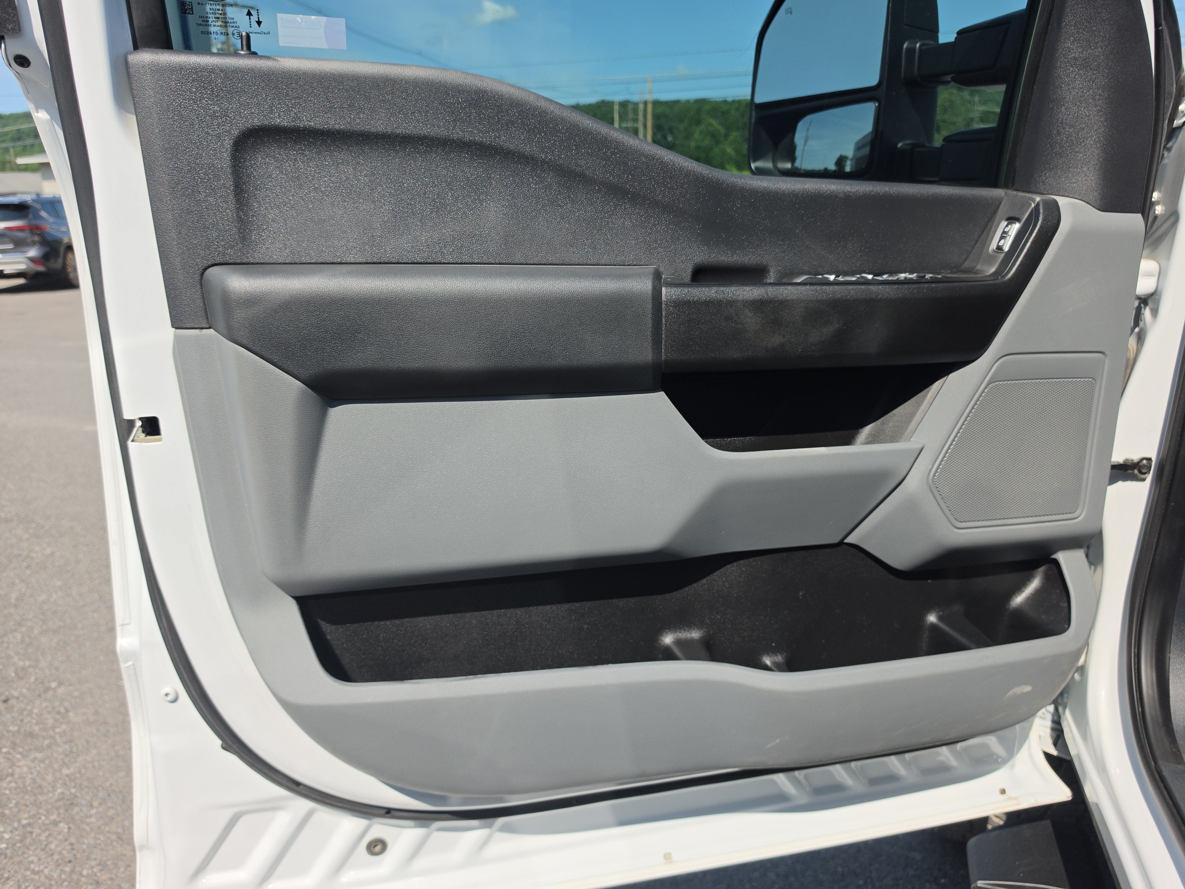 2023 Ford Super Duty F-350 SRW XL