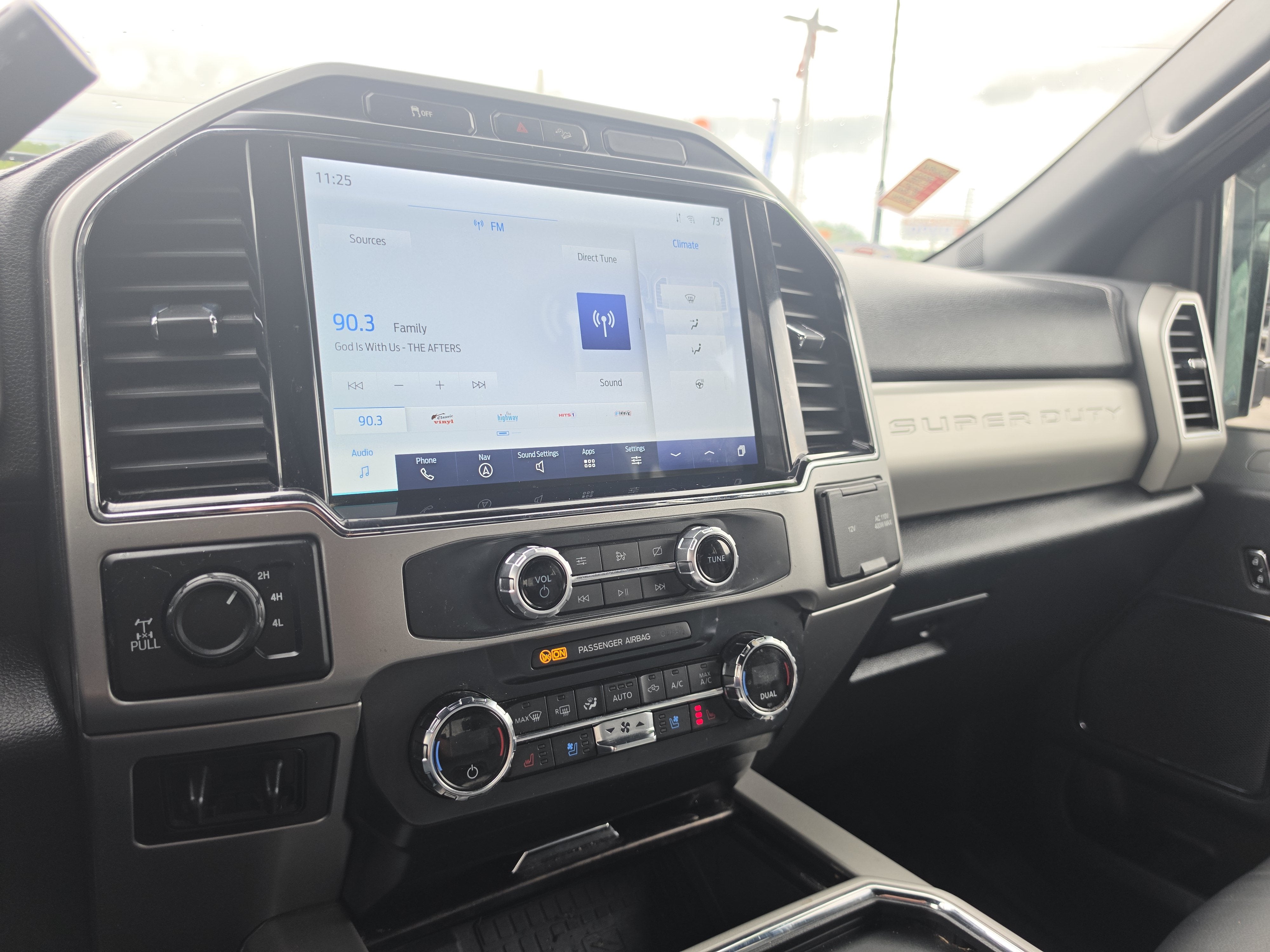 2022 Ford Super Duty F-350 SRW LARIAT