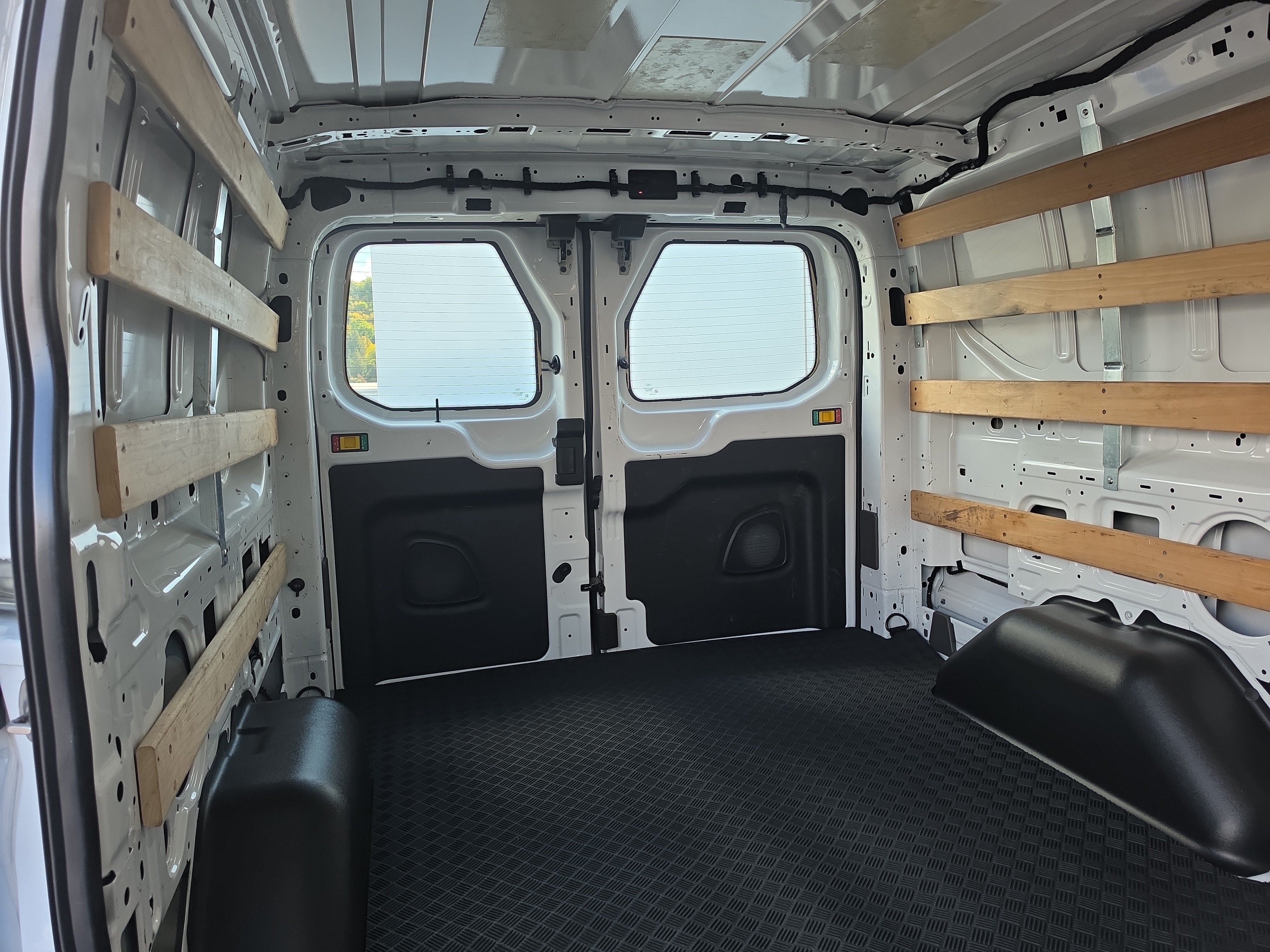 2025 Ford Transit Cargo Van Base