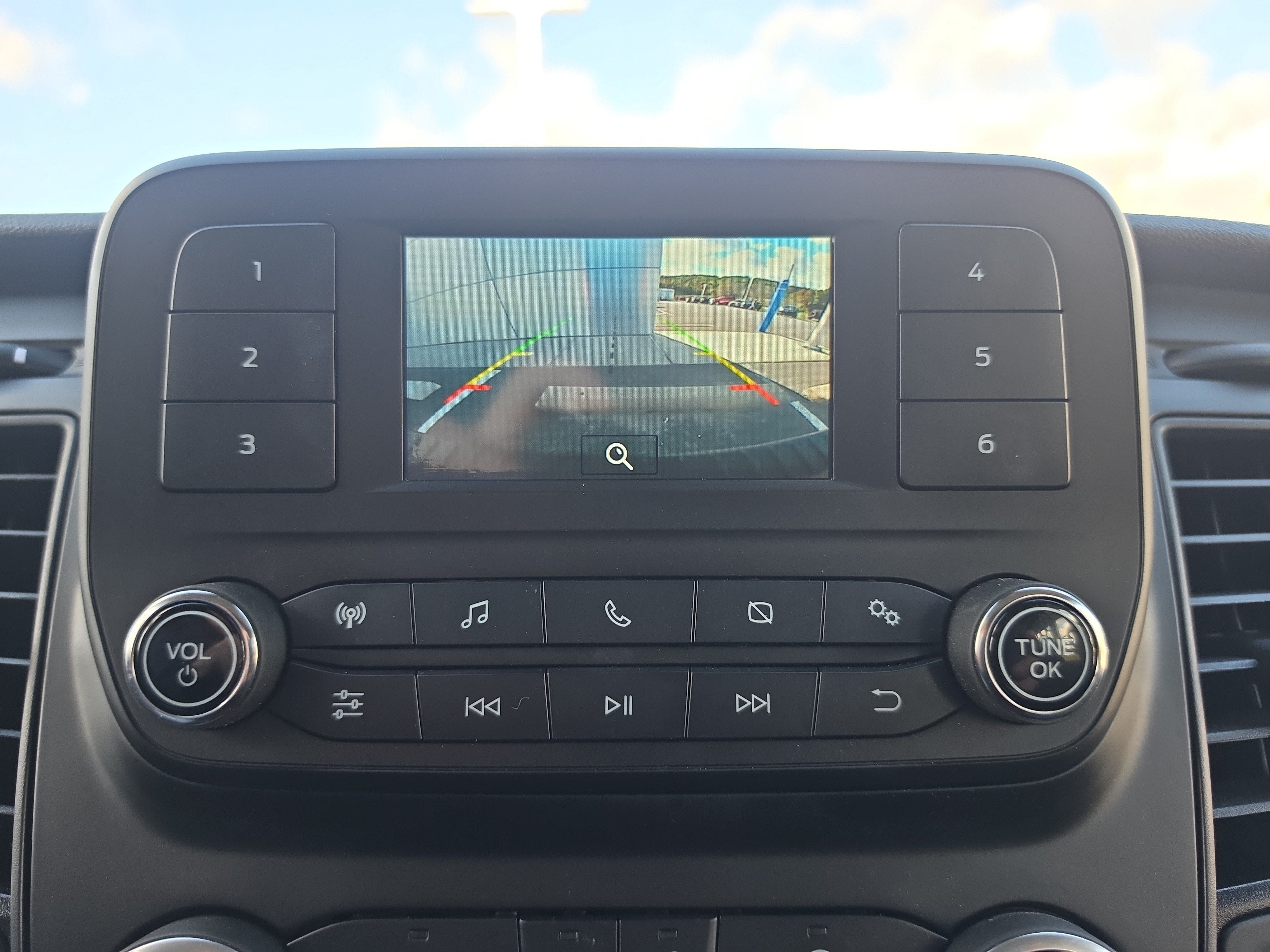 2025 Ford Transit Cargo Van Base