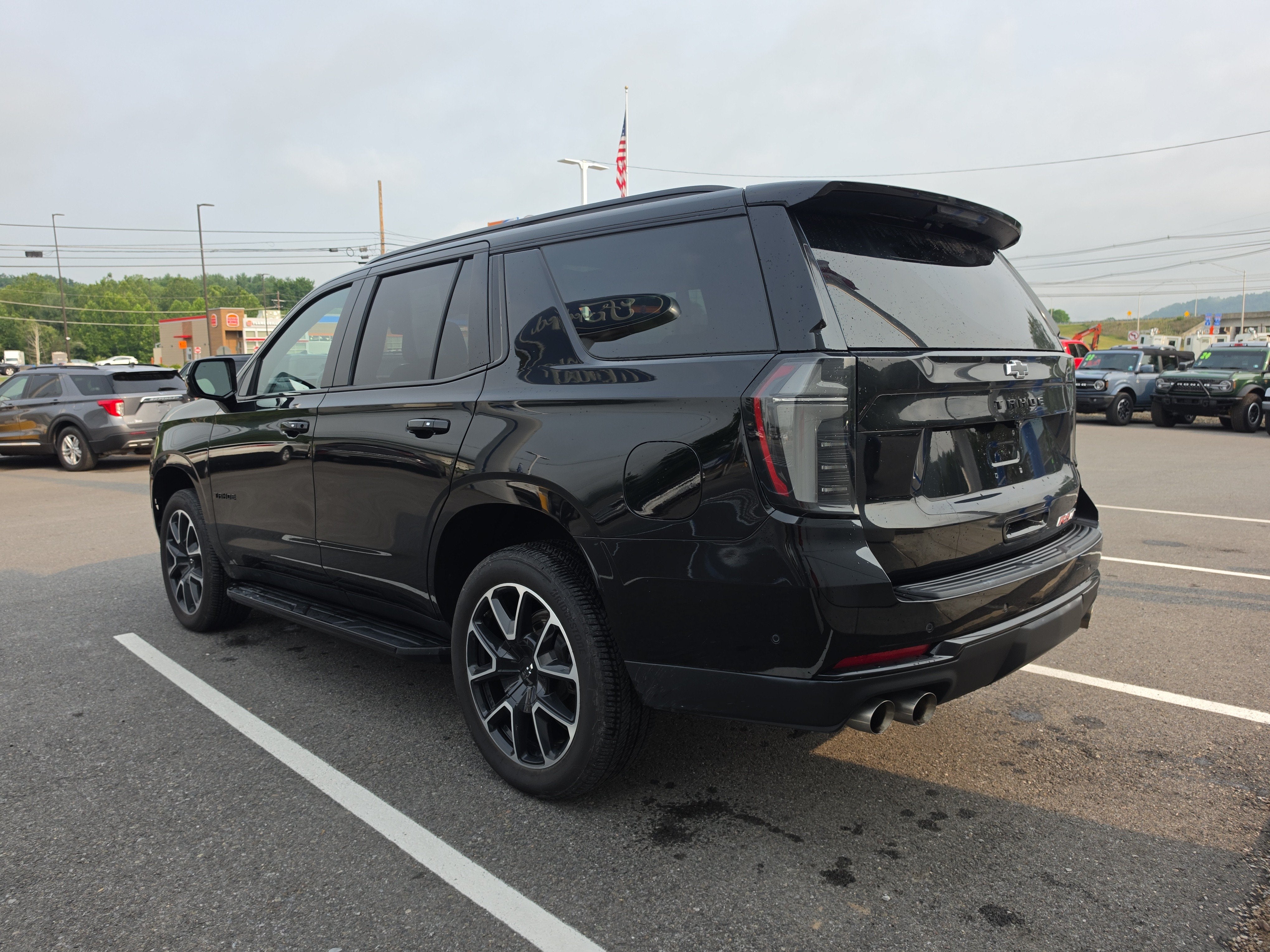 2025 Chevrolet Tahoe RST