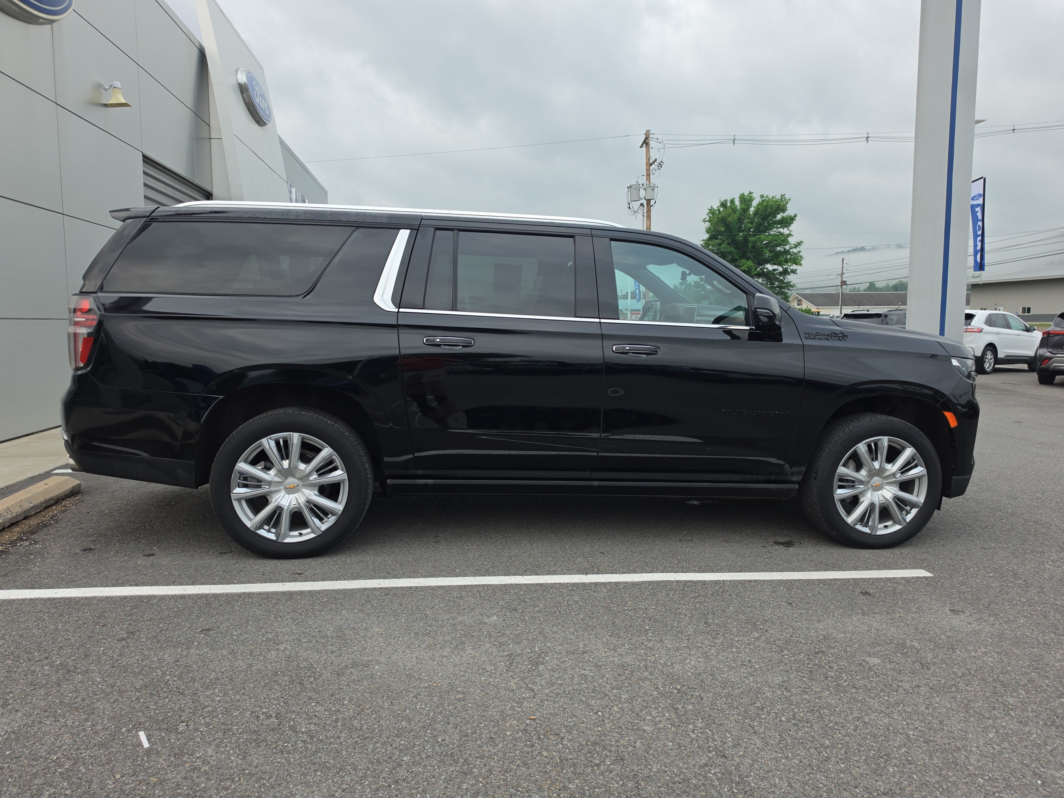 2024 Chevrolet Suburban High Country