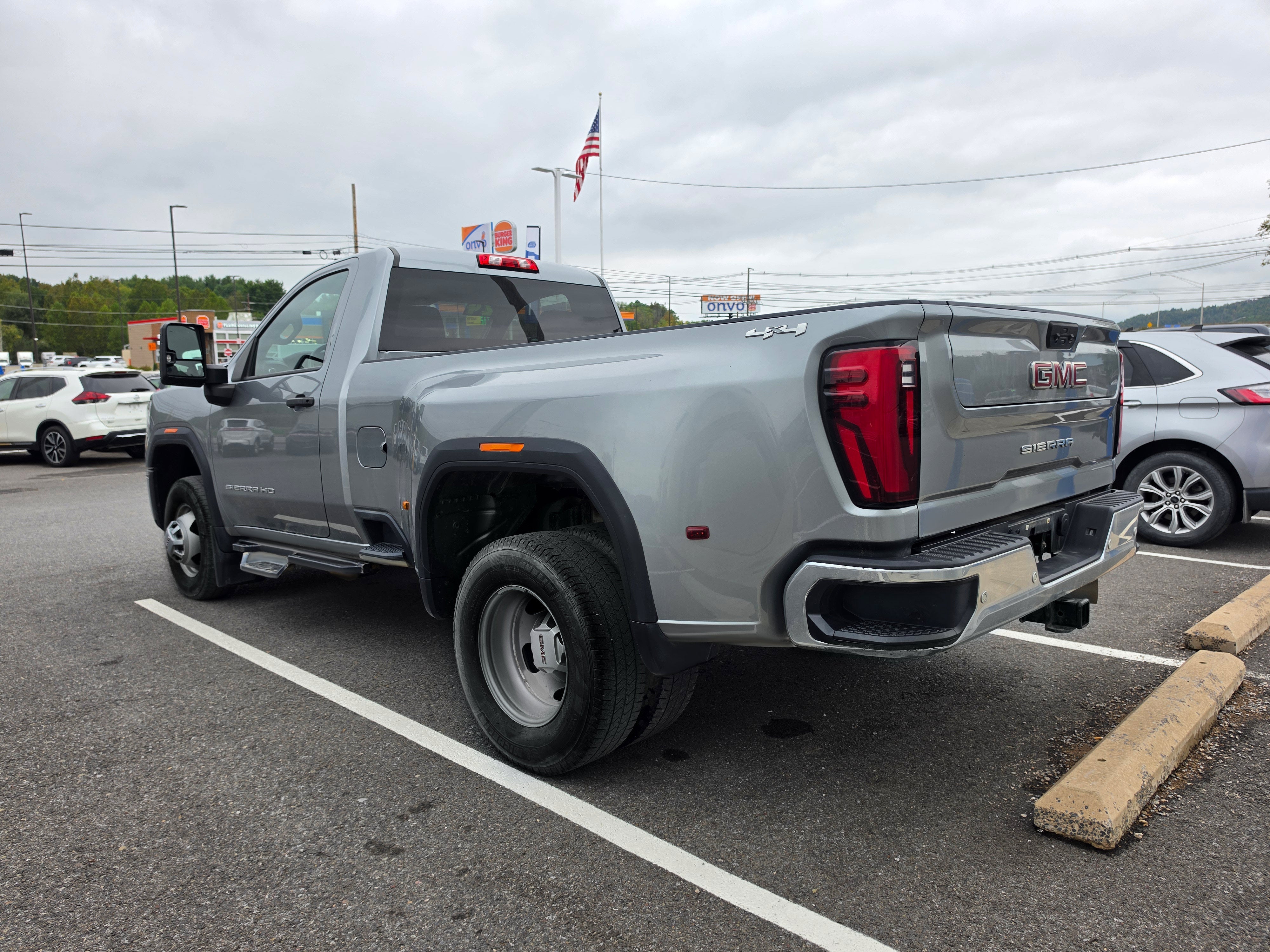2024 GMC Sierra 3500HD Pro