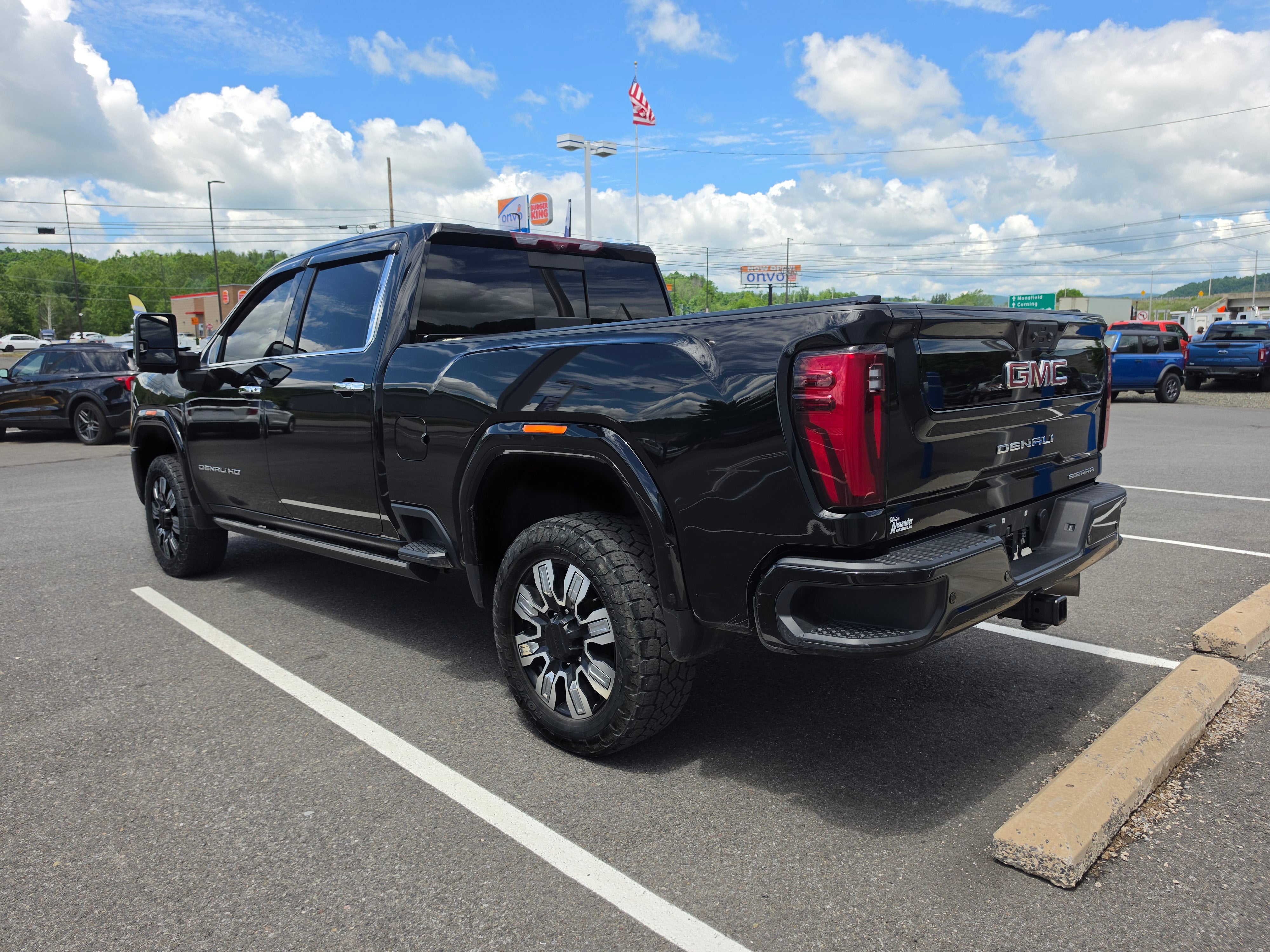 2024 GMC Sierra 2500HD Denali