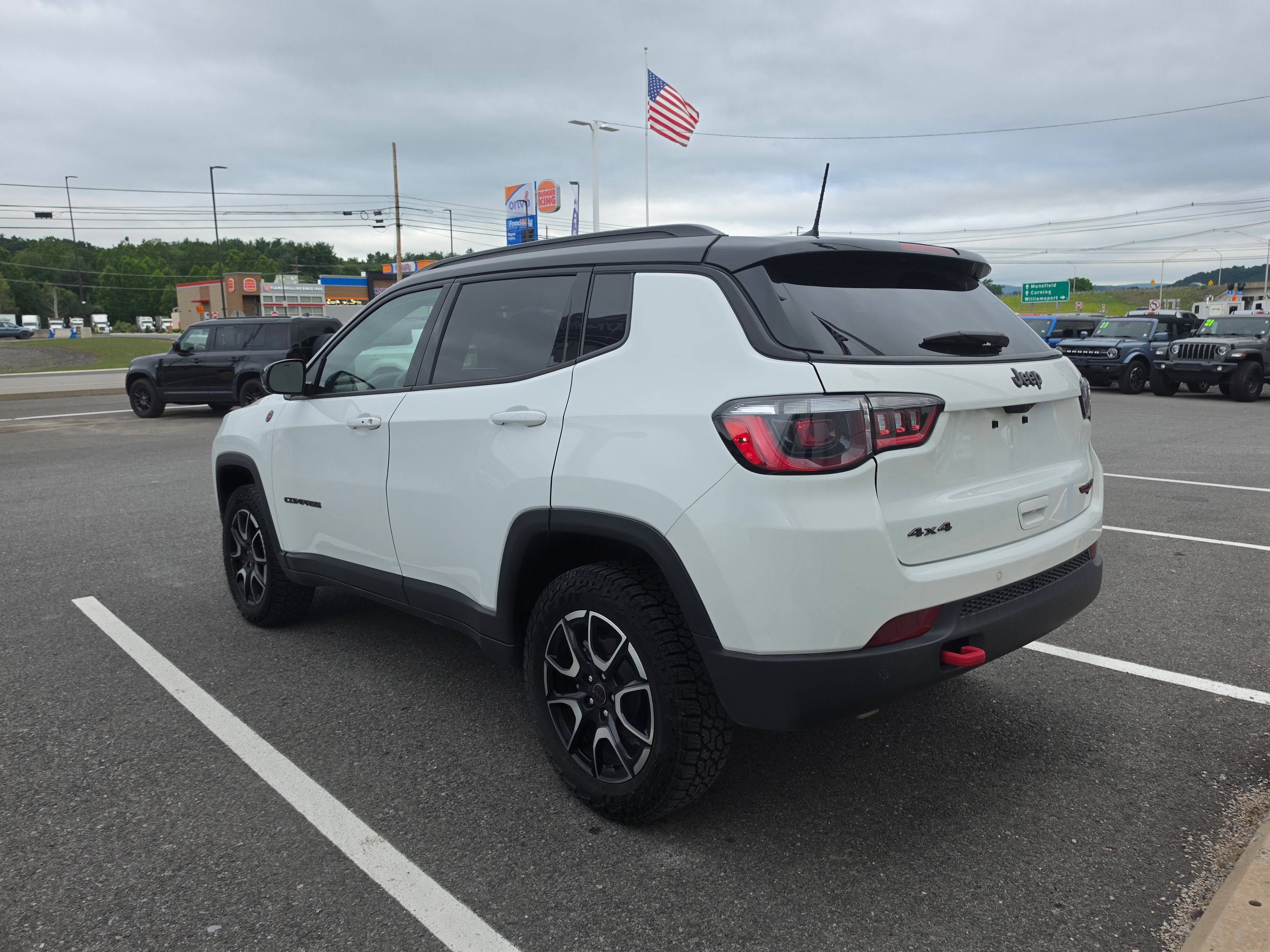 2025 Jeep Compass Trailhawk