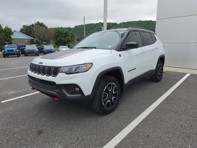 2025 Jeep Compass Trailhawk