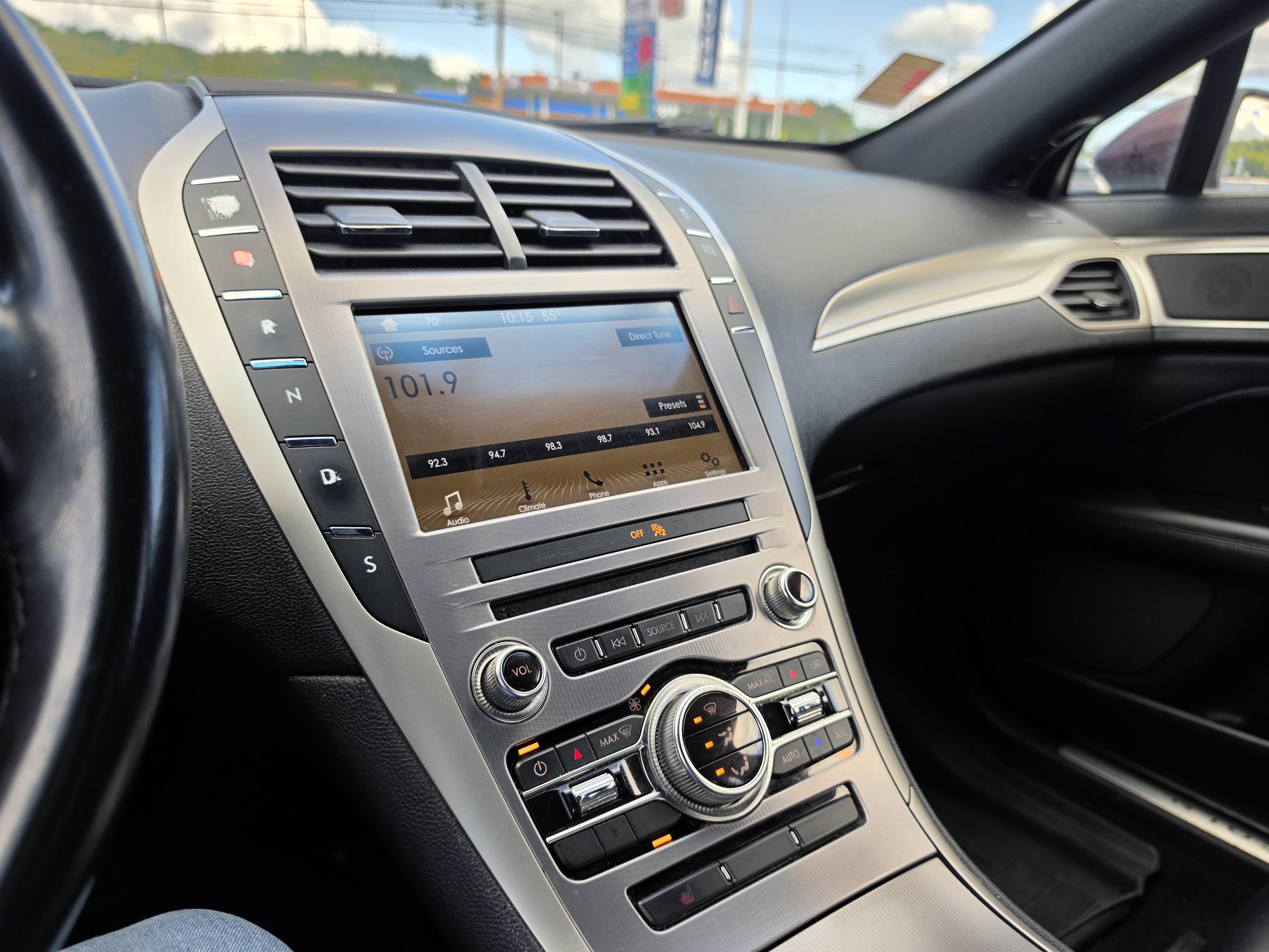 2017 Lincoln MKZ Premiere