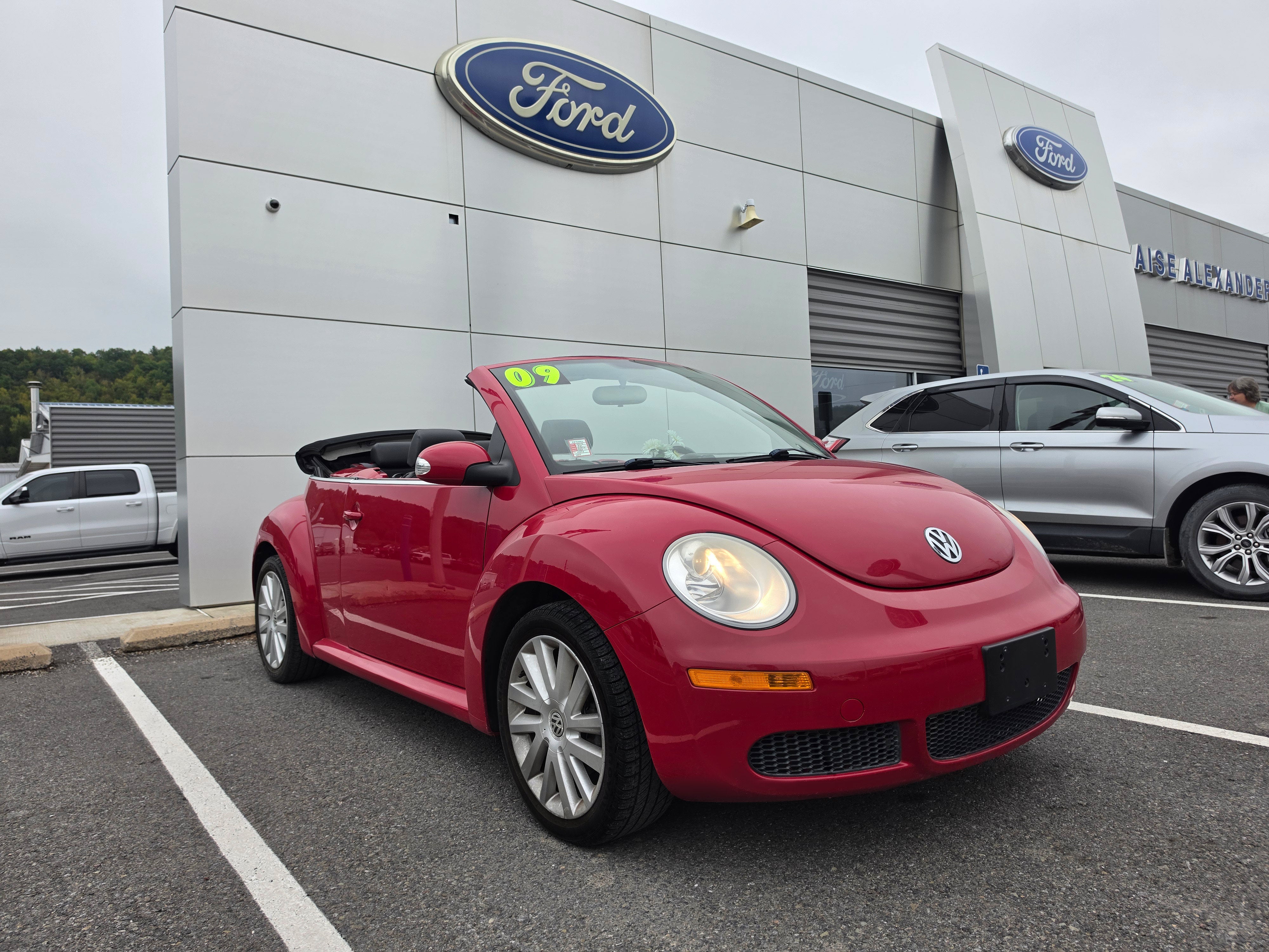2009 Volkswagen New Beetle Convertible S