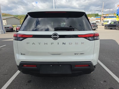 2024 Nissan Pathfinder SV