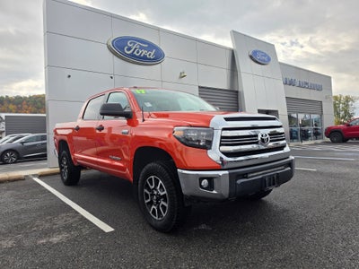 2017 Toyota Tundra 4WD SR5