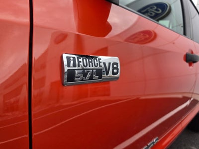 2017 Toyota Tundra 4WD SR5