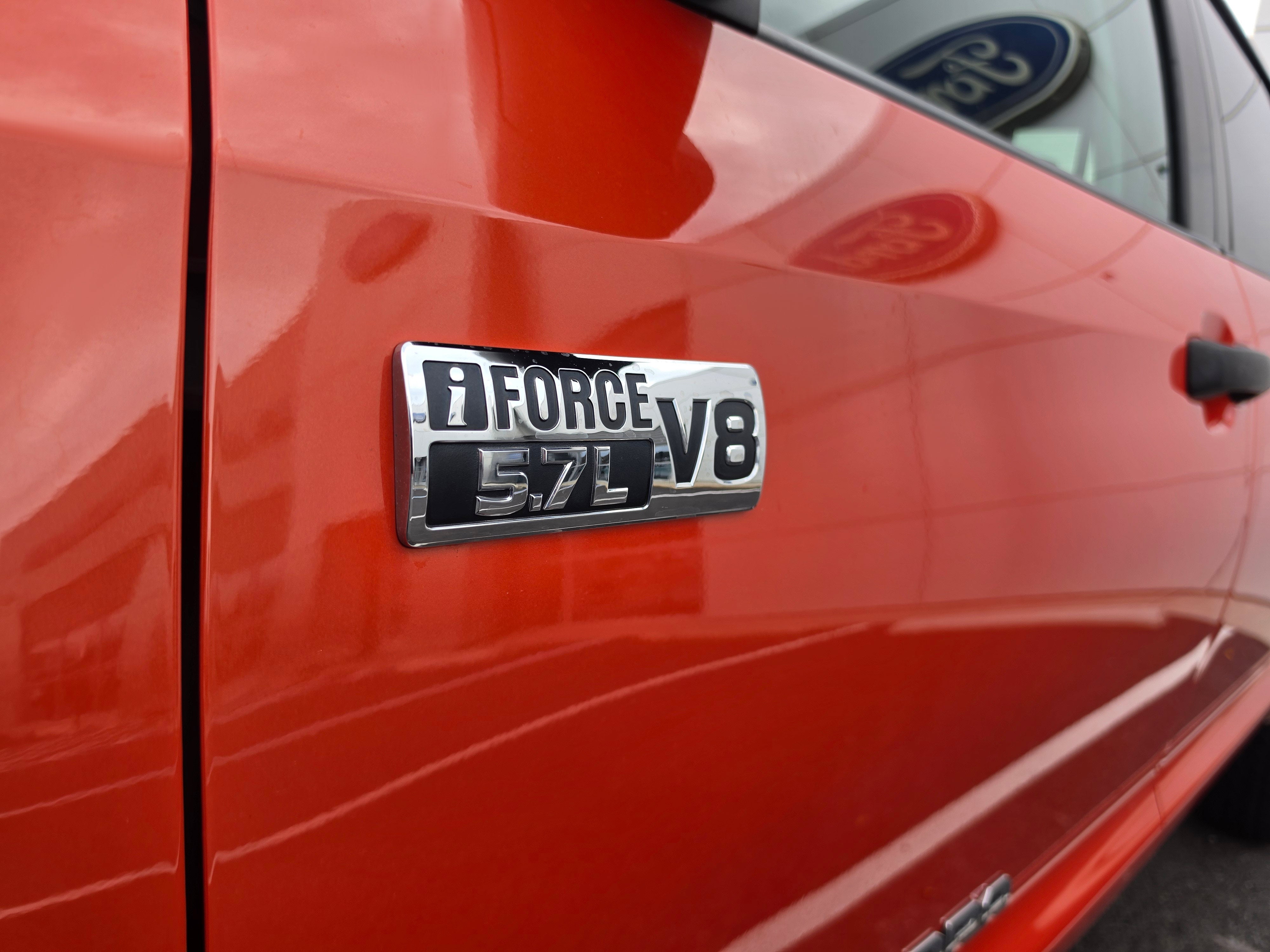 2017 Toyota Tundra 4WD SR5