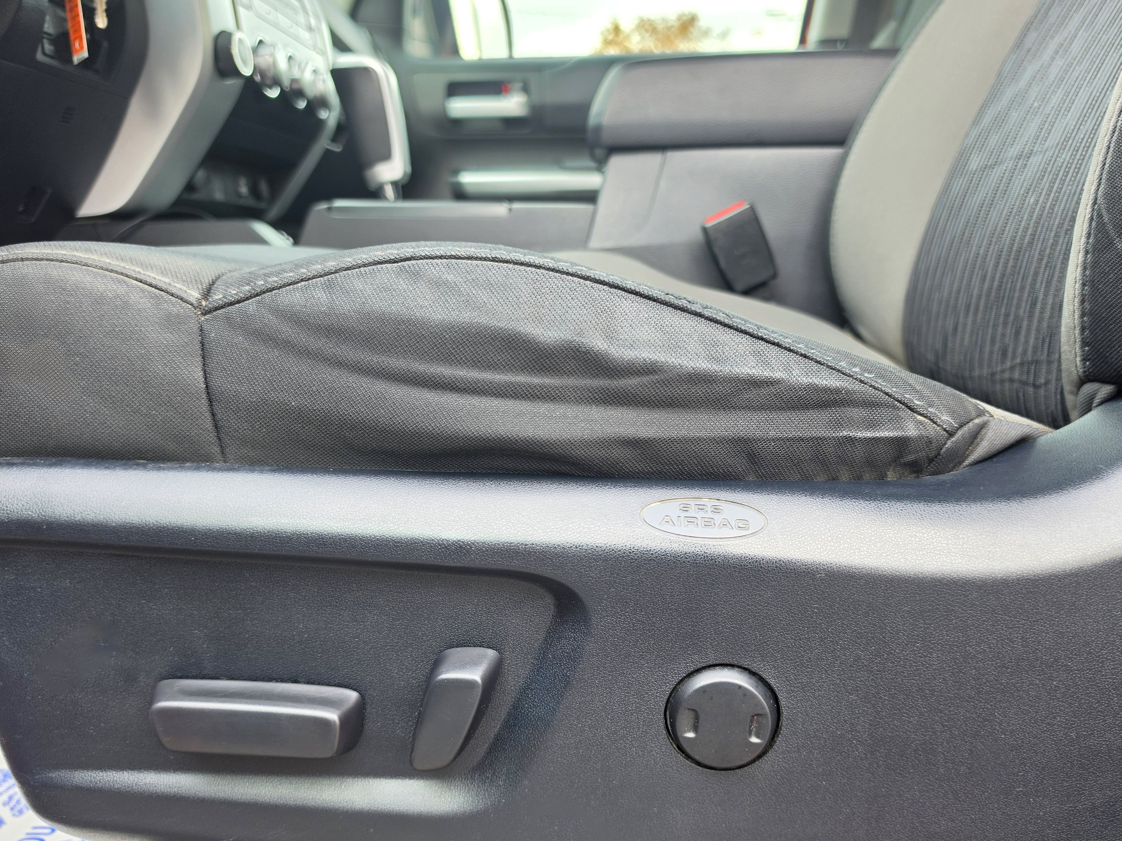 2017 Toyota Tundra 4WD SR5