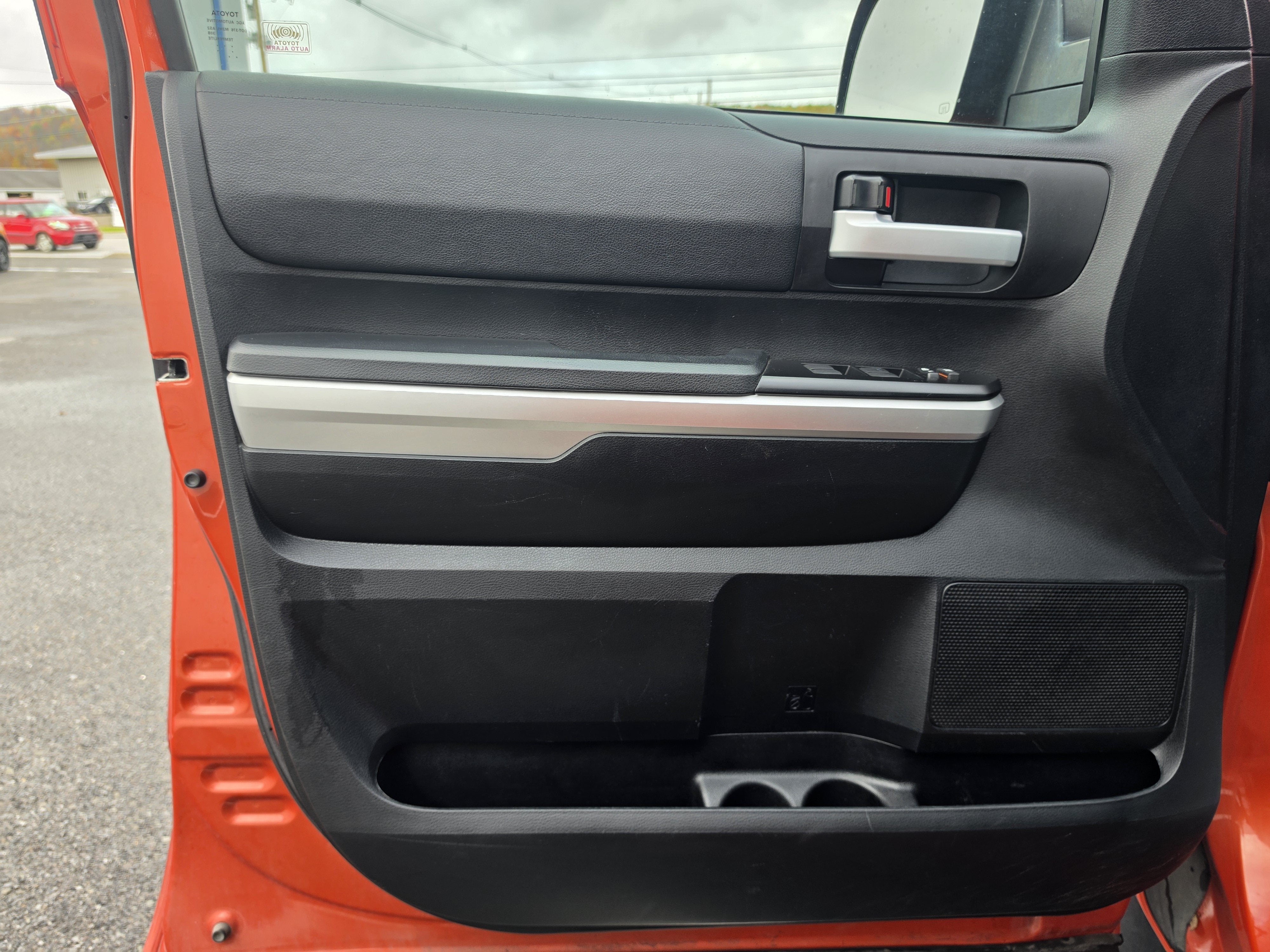2017 Toyota Tundra 4WD SR5