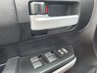 2017 Toyota Tundra 4WD SR5