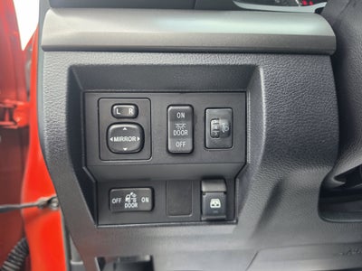 2017 Toyota Tundra 4WD SR5