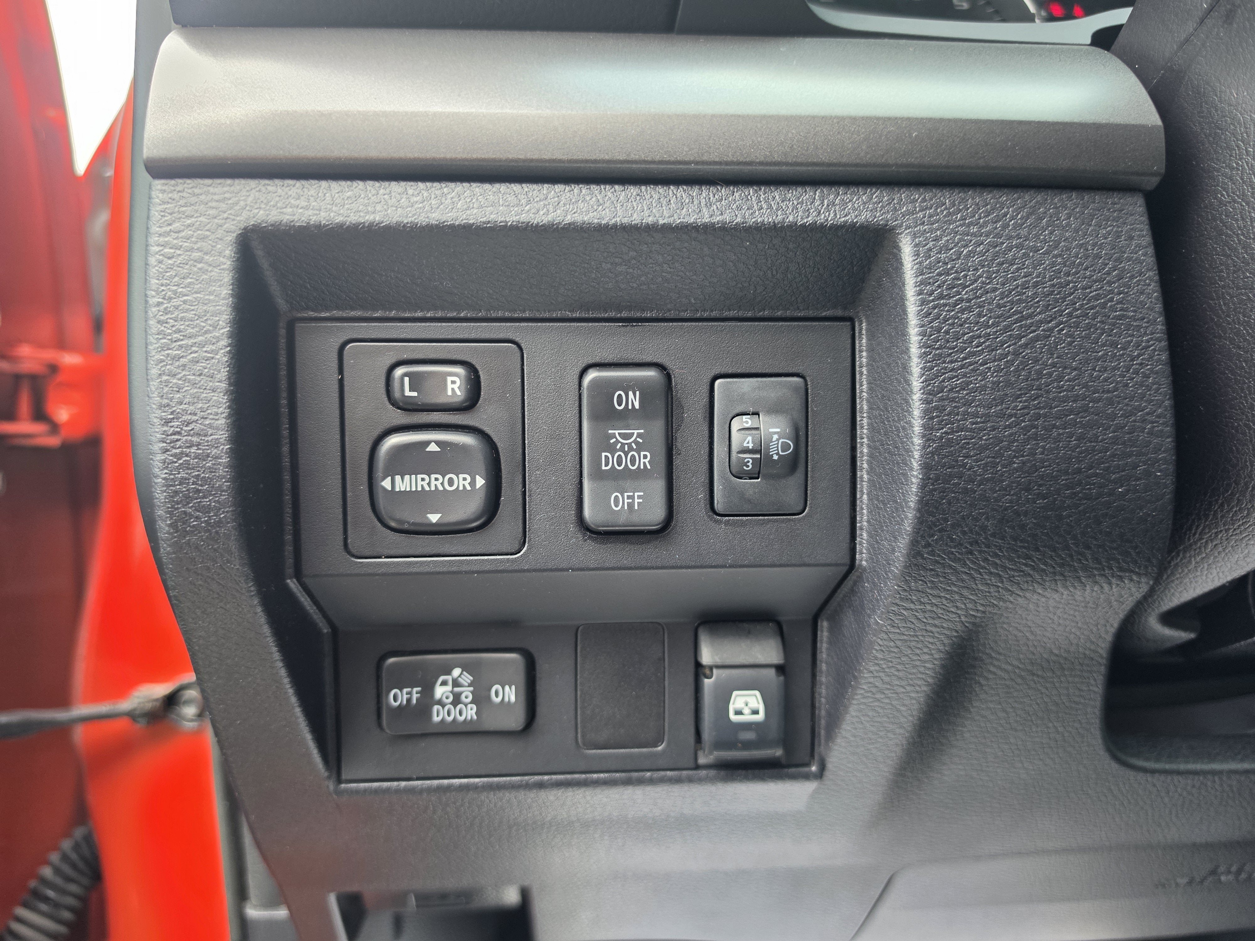 2017 Toyota Tundra 4WD SR5