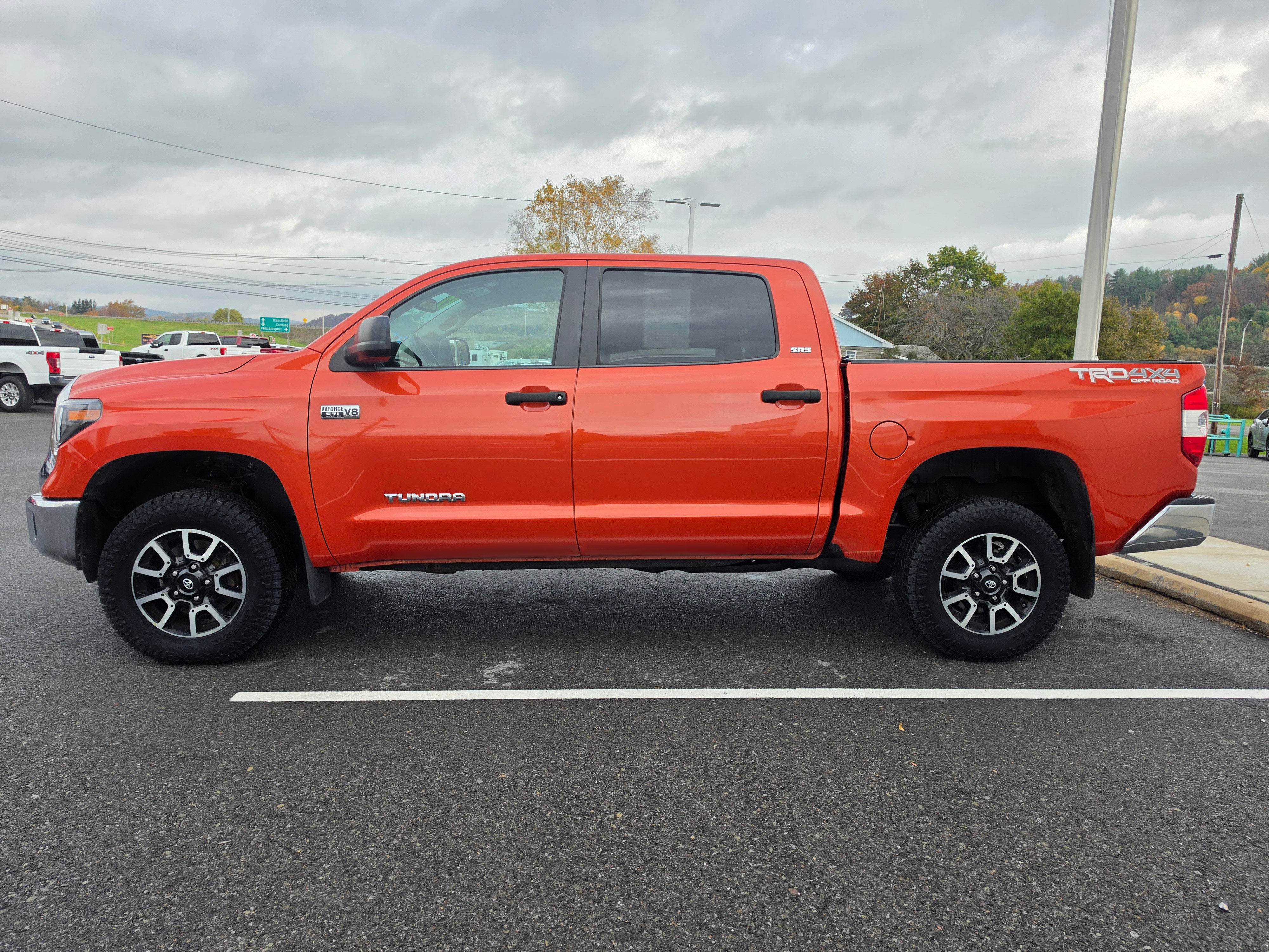 2017 Toyota Tundra 4WD SR5