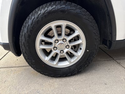 2019 Jeep Grand Cherokee Laredo E